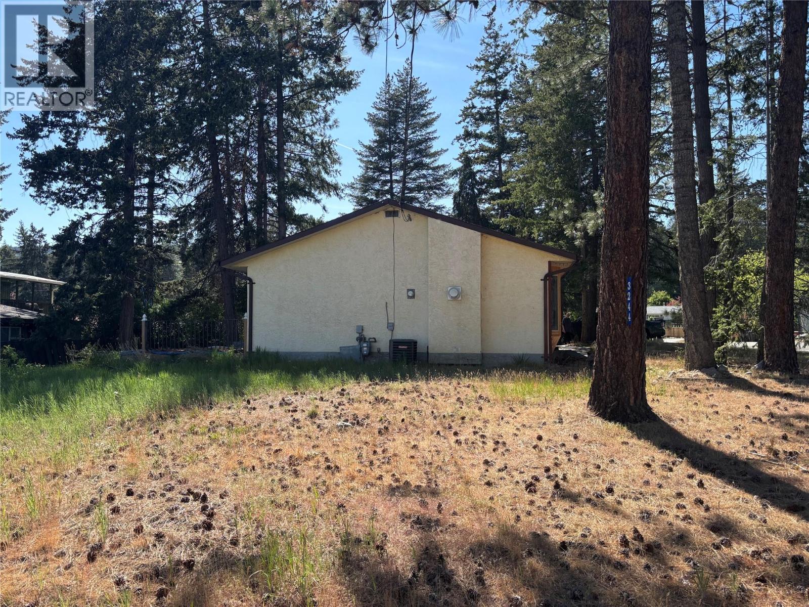 3244 Webber Road, West Kelowna, British Columbia  V4G 1G3 - Photo 6 - 10388744
