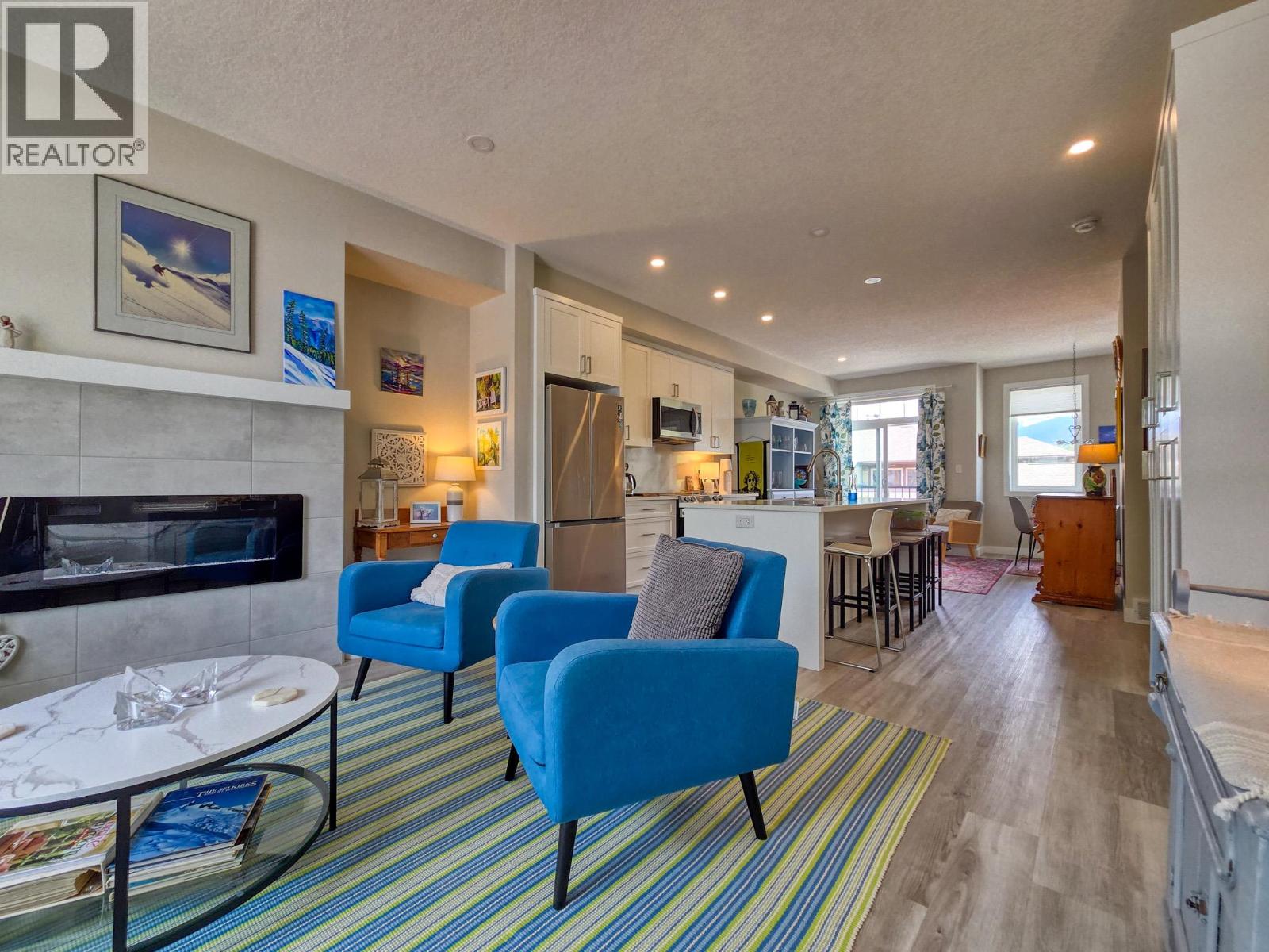 902 6th Avenue Unit# 3, Invermere, British Columbia  v0a 1k0 - Photo 2 - 10360918