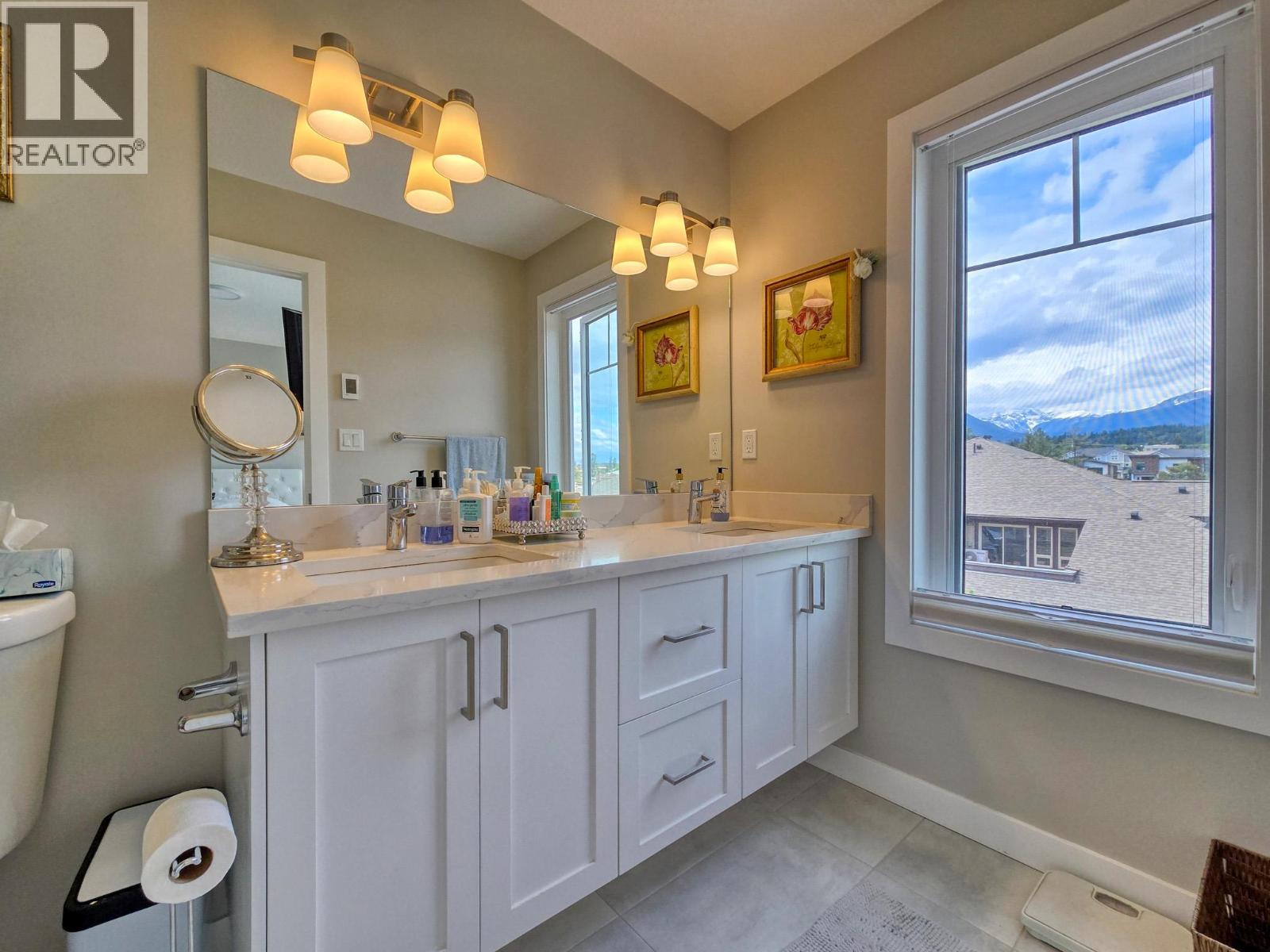 902 6th Avenue Unit# 3, Invermere, British Columbia  v0a 1k0 - Photo 35 - 10360918