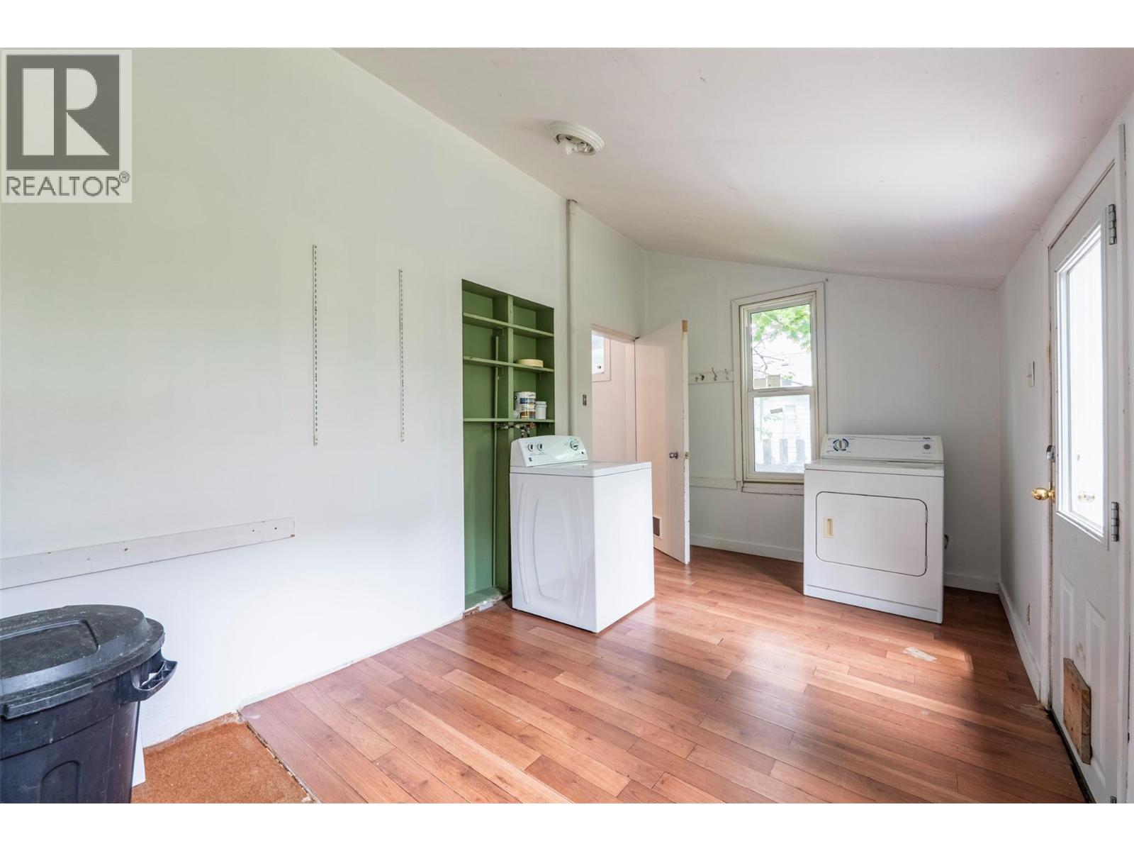 308/310 Carbonate Street, Nelson, British Columbia  V1L 4P2 - Photo 18 - 10388765