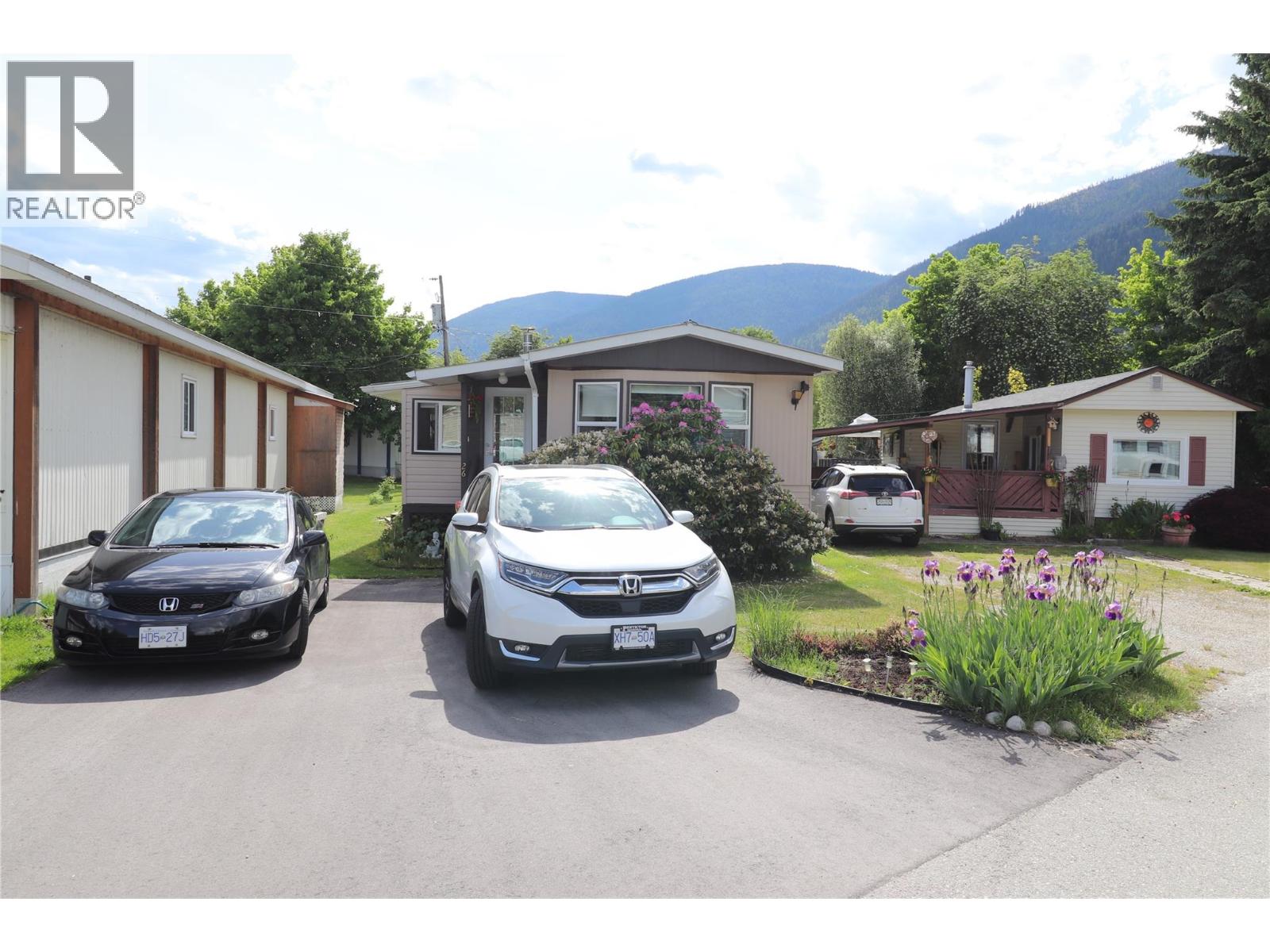 2714 Lower 6 Mile Road Unit# 26, Nelson, British Columbia  V1L 6L4 - Photo 2 - 10388758