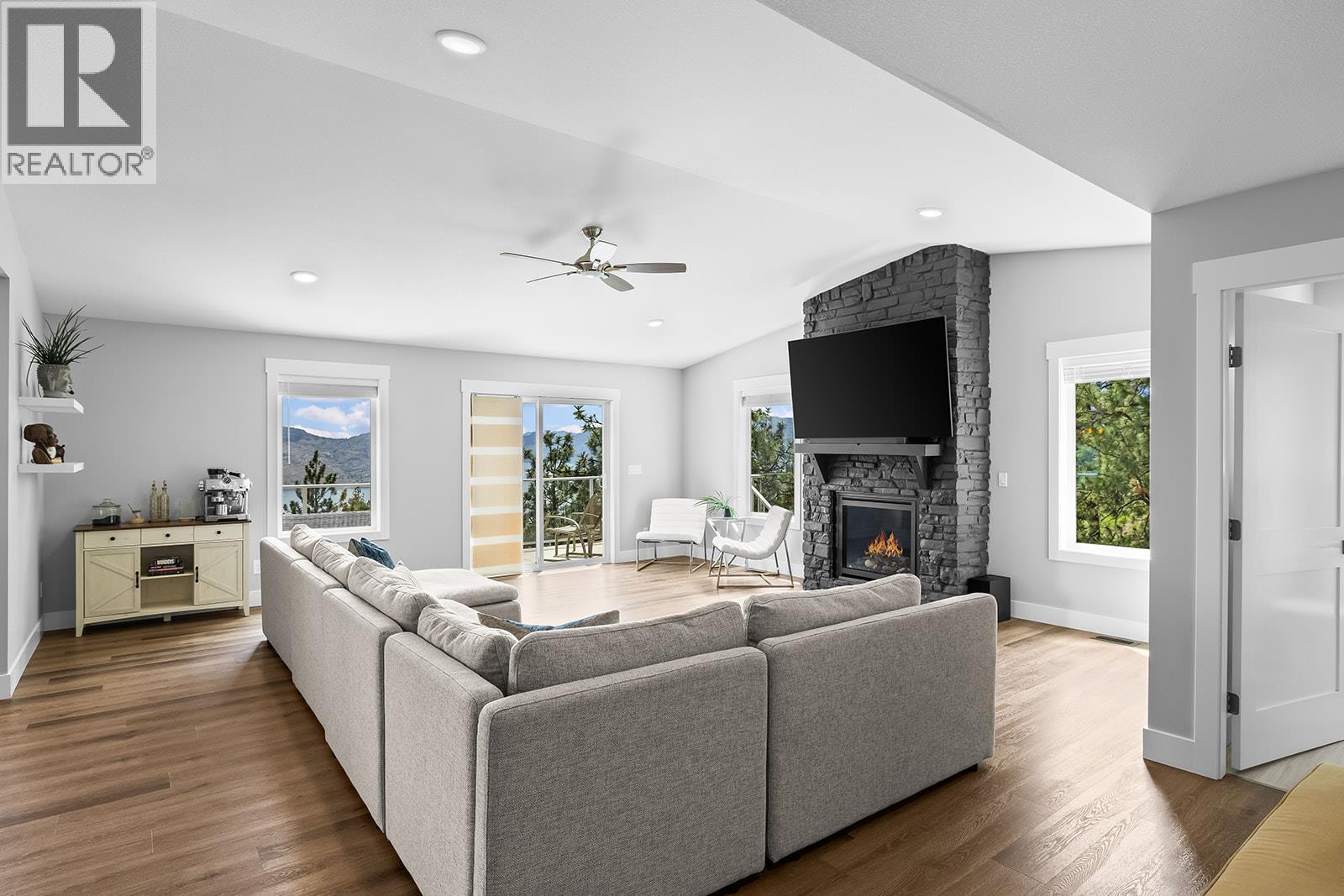 4618 Ponderosa Drive, Peachland, British Columbia  V0H 1X5 - Photo 16 - 10388494