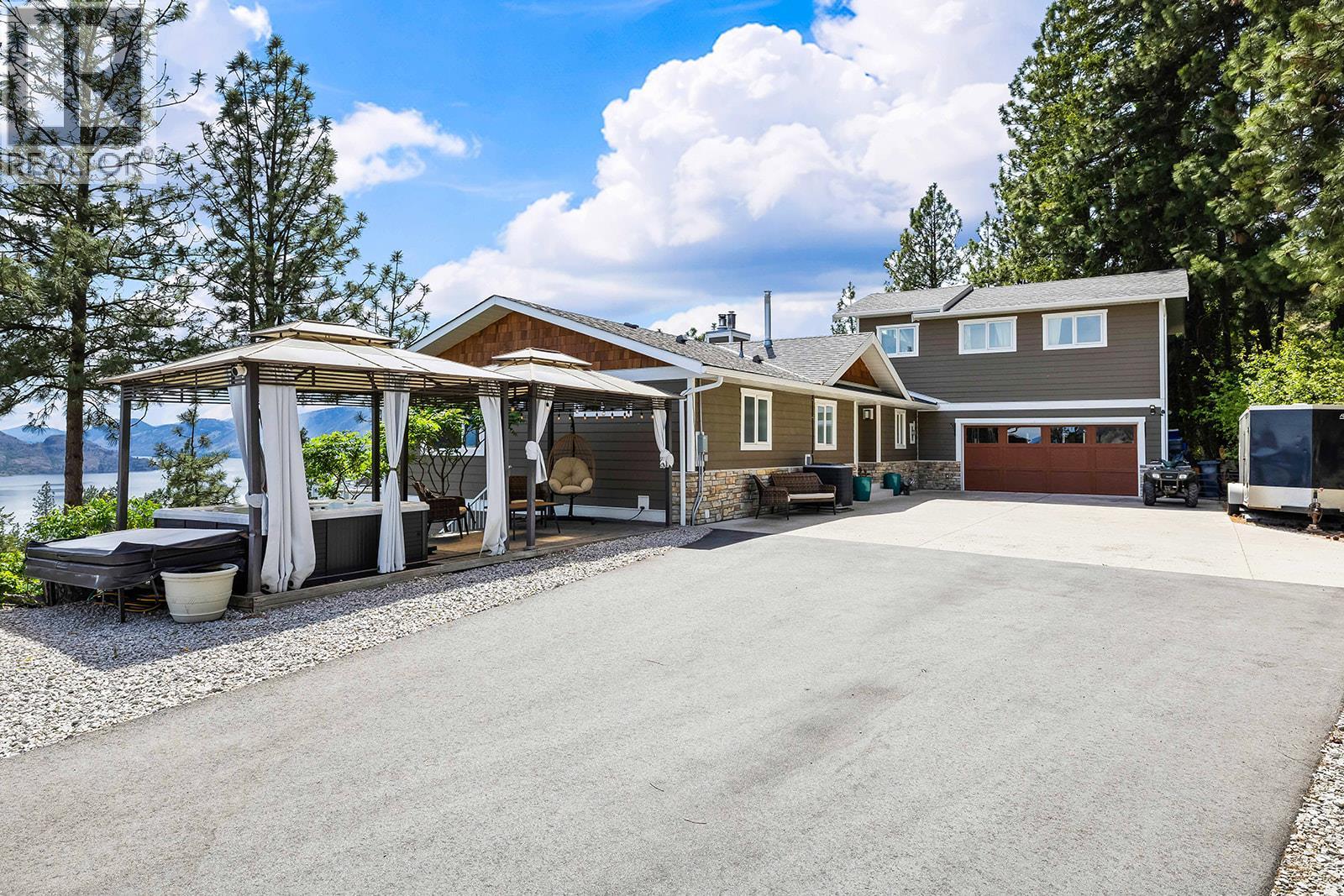 4618 Ponderosa Drive, Peachland, British Columbia  V0H 1X5 - Photo 3 - 10388494