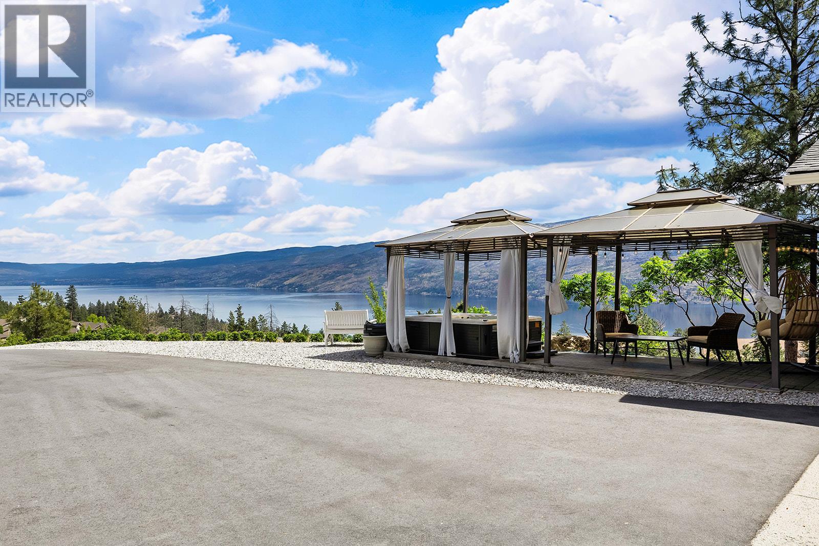 4618 Ponderosa Drive, Peachland, British Columbia  V0H 1X5 - Photo 9 - 10388494
