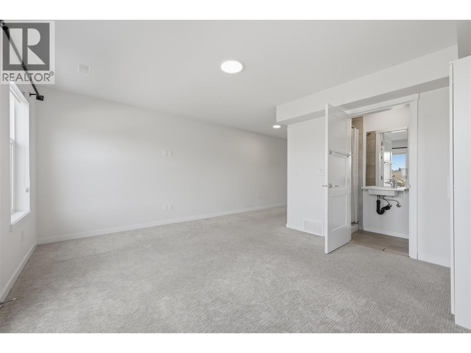 1701 Foxtail Drive Unit# 123, Kamloops, British Columbia  V1S 0B1 - Photo 34 - 10388766