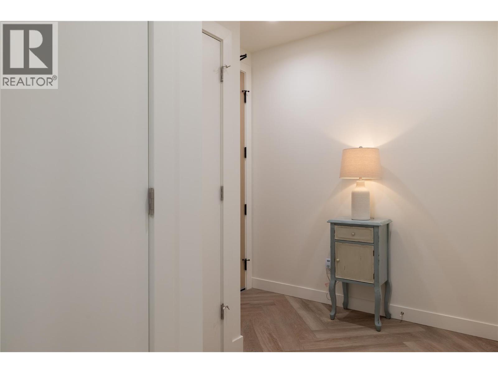 3340 Lakeshore Road Unit# 709, Kelowna, British Columbia  V1W 0H6 - Photo 5 - 10388465