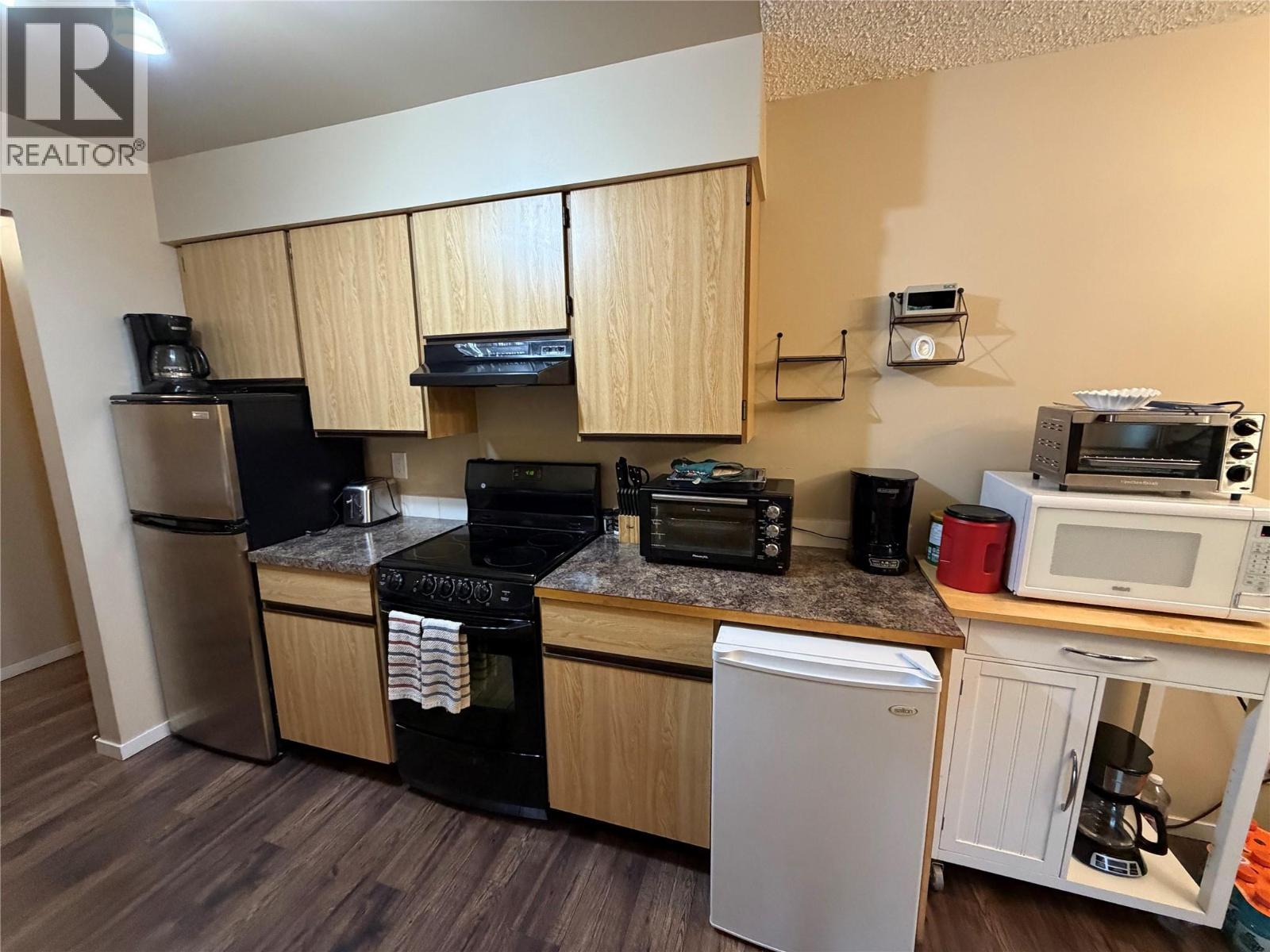 775 Balmer Crescent Unit# 302, Elkford, British Columbia  V0B 1H0 - Photo 10 - 10387830