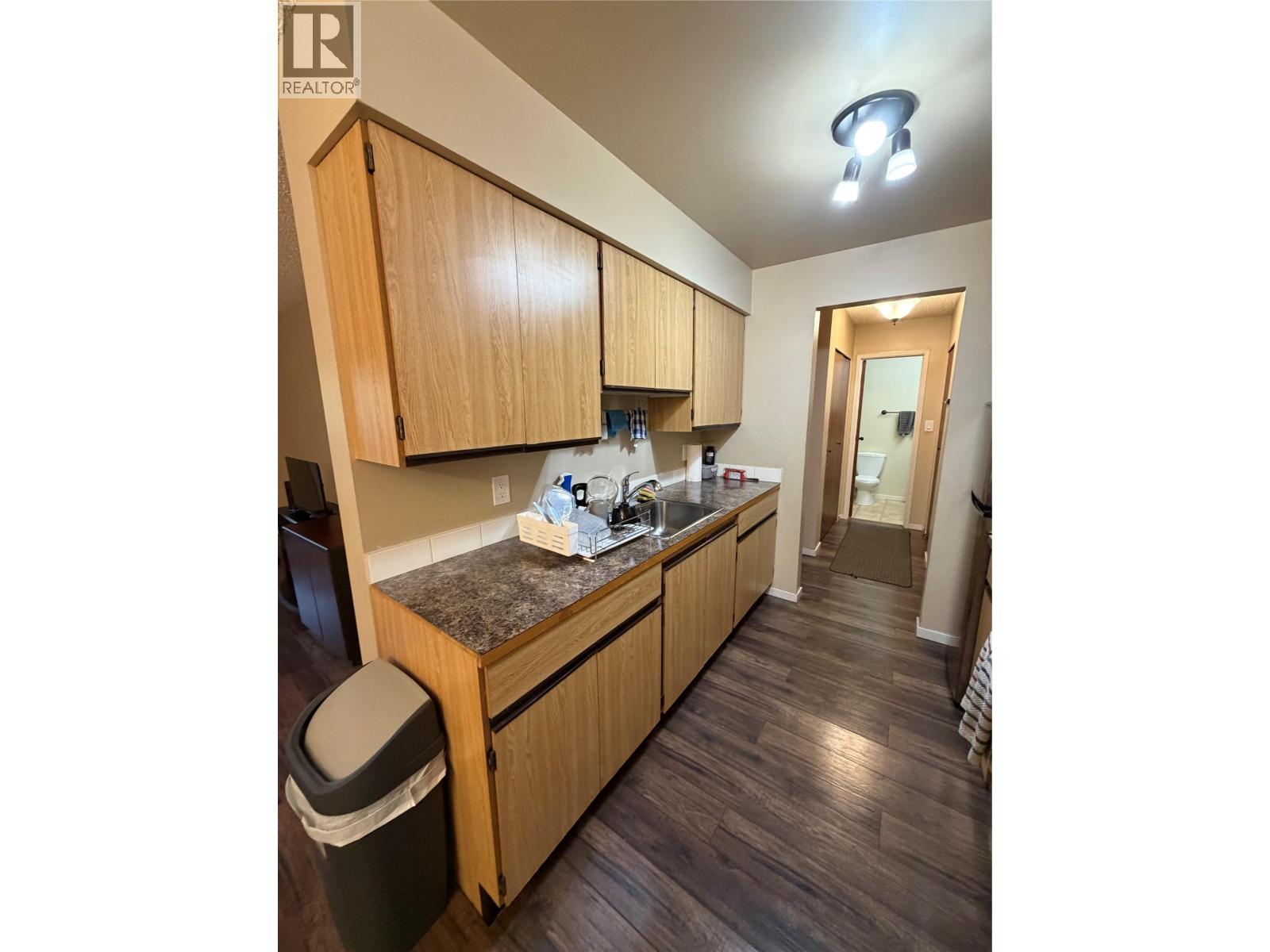 775 Balmer Crescent Unit# 302, Elkford, British Columbia  V0B 1H0 - Photo 9 - 10387830