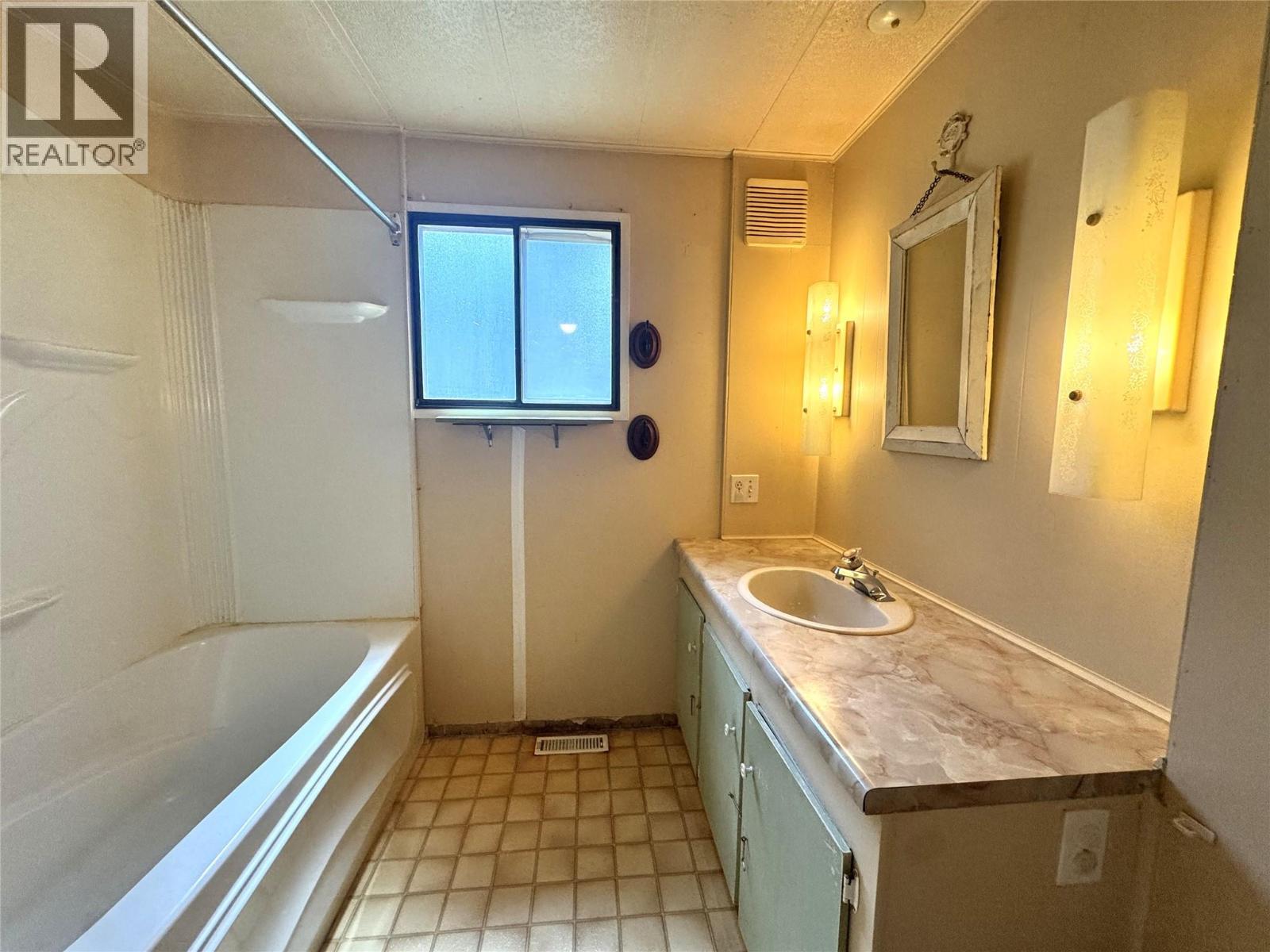 8487 97 Highway Unit# 30, Oliver, British Columbia  V0H 1T2 - Photo 11 - 10388873