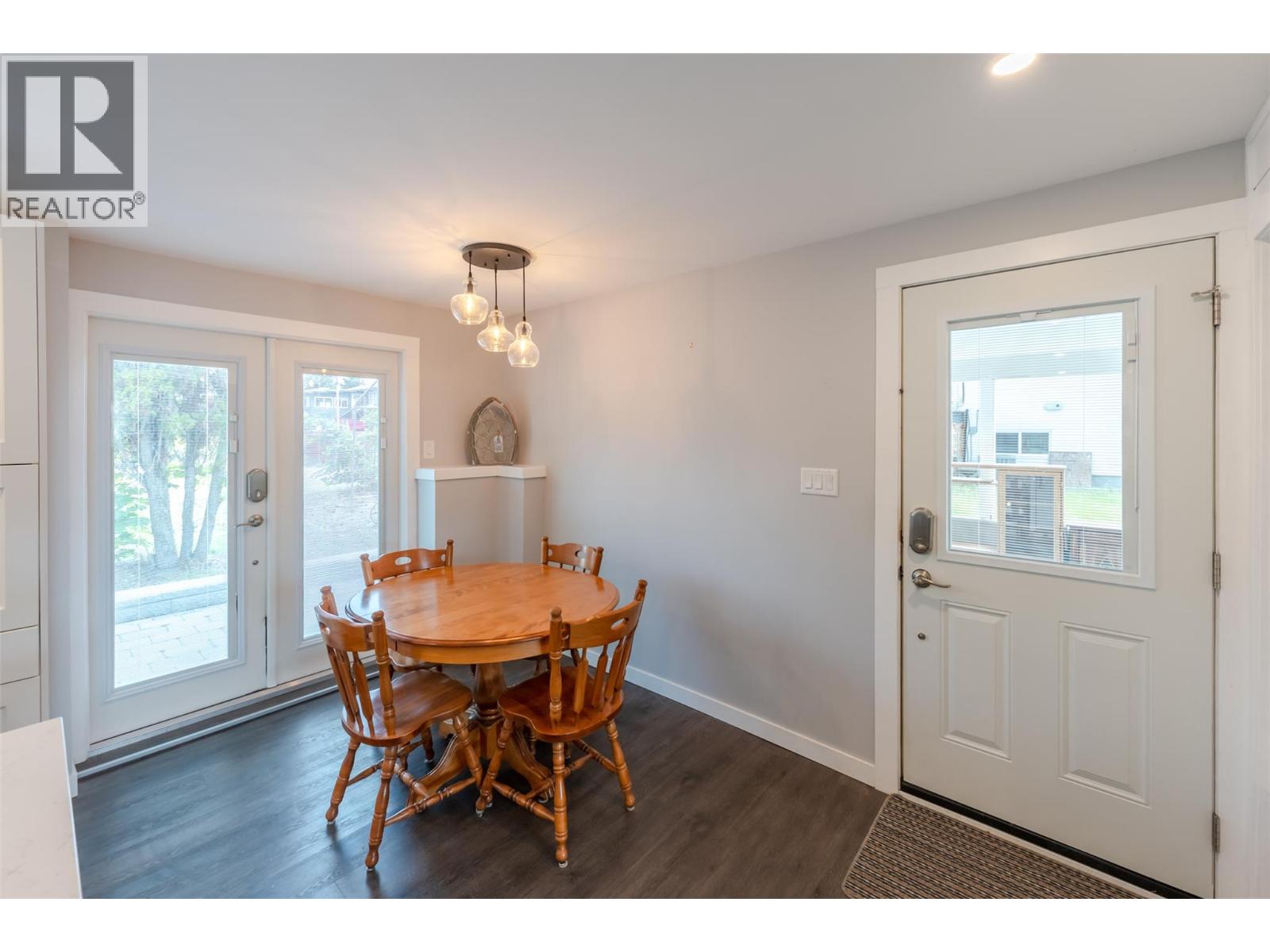 11512 Harvey Street, Summerland, British Columbia  V0h 1Z0 - Photo 3 - 10388871