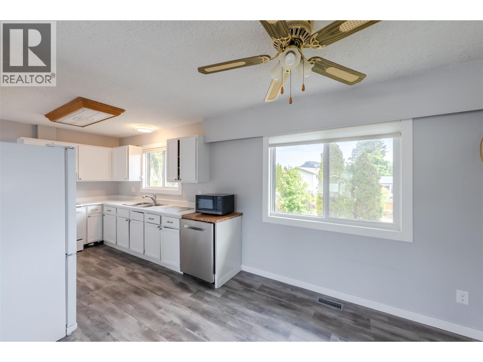11512 Harvey Street, Summerland, British Columbia  V0h 1Z0 - Photo 32 - 10388871