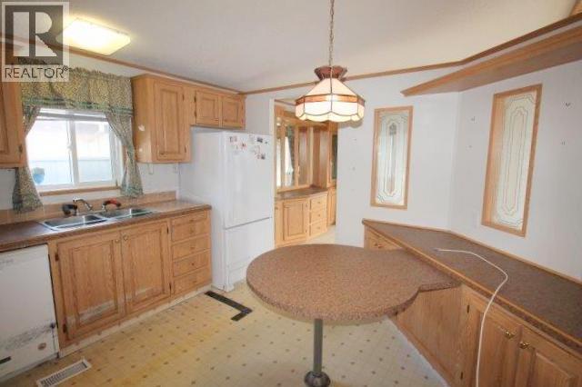 999 Burnaby Avenue Unit# 30, Penticton, British Columbia  V2A 5Y4 - Photo 3 - 10388462