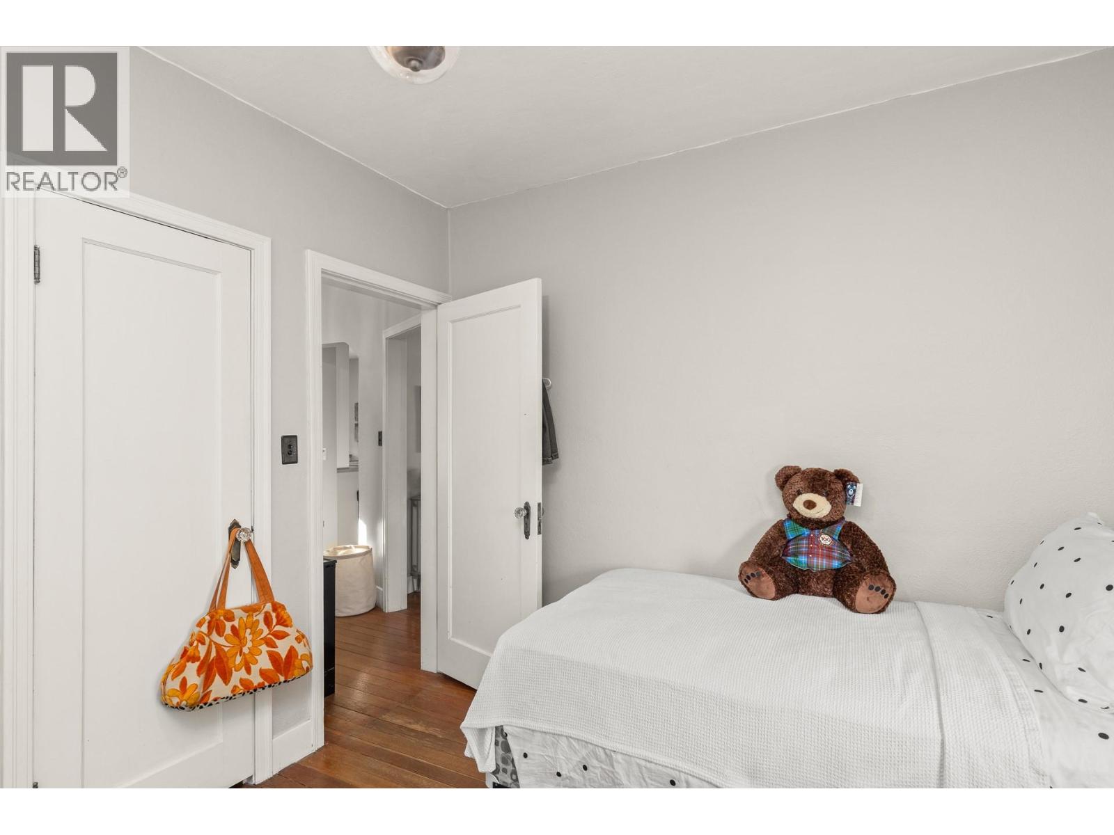 817 Fuller Avenue, Kelowna, British Columbia  V1Y 6X2 - Photo 9 - 10387854