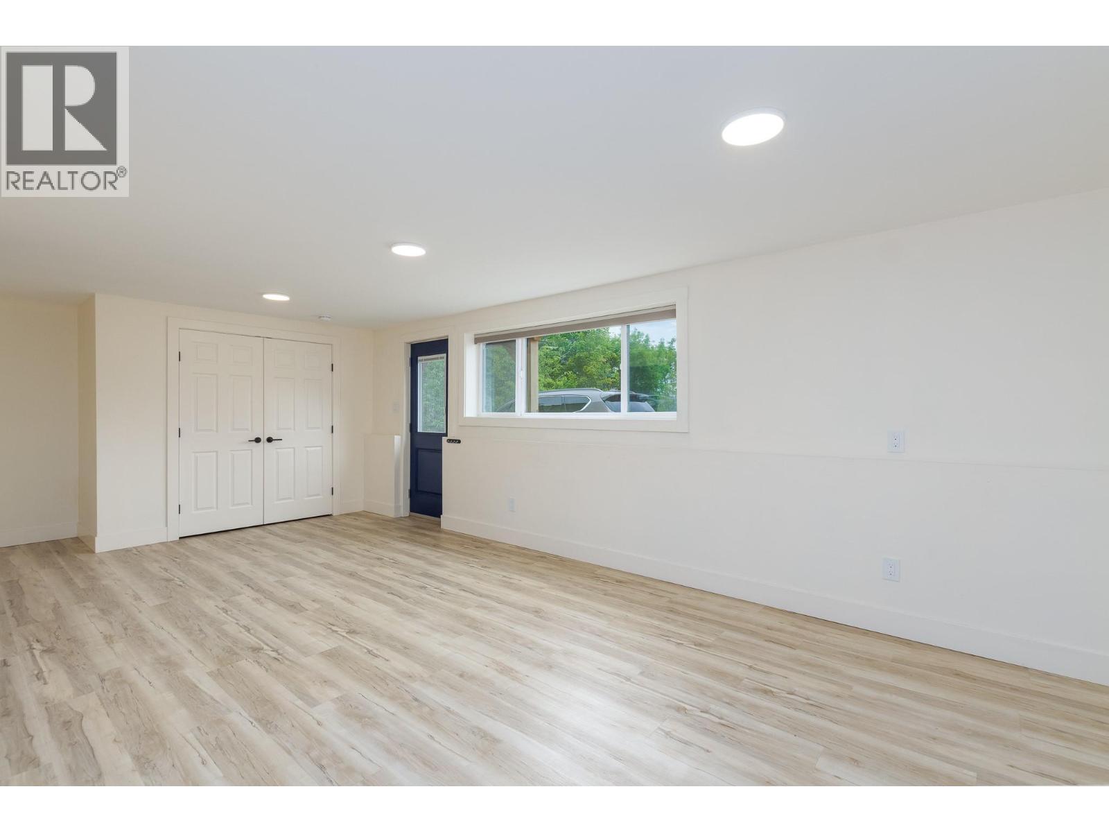 1231 1 Street Se, Salmon Arm, British Columbia  V1E 0B6 - Photo 23 - 10388577