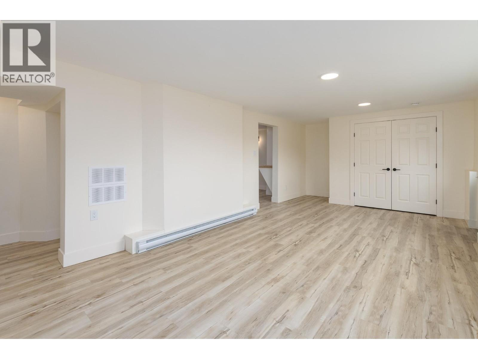 1231 1 Street Se, Salmon Arm, British Columbia  V1E 0B6 - Photo 24 - 10388577