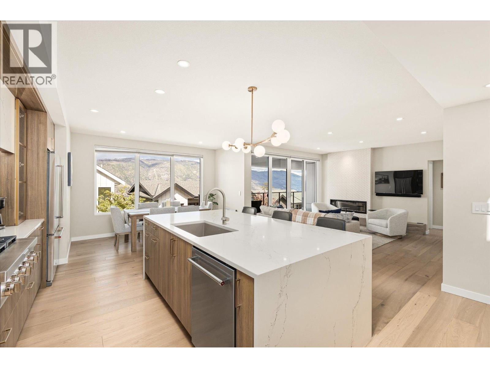 3311 Aspen Lane, Kelowna, British Columbia  V1V 0C6 - Photo 10 - 10388631
