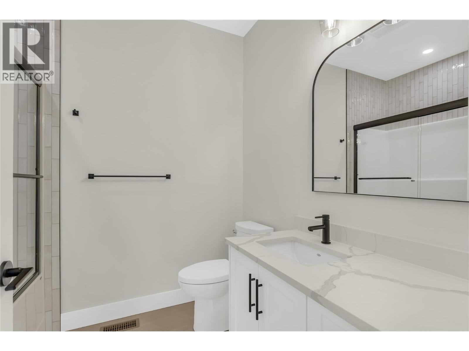2150 Montenegro Drive, Kelowna, British Columbia  V1P 0B2 - Photo 16 - 10387111