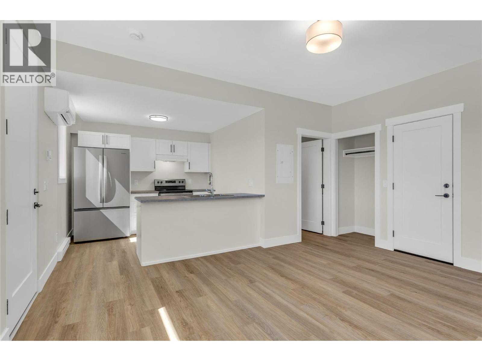 2150 Montenegro Drive, Kelowna, British Columbia  V1P 0B2 - Photo 25 - 10387111