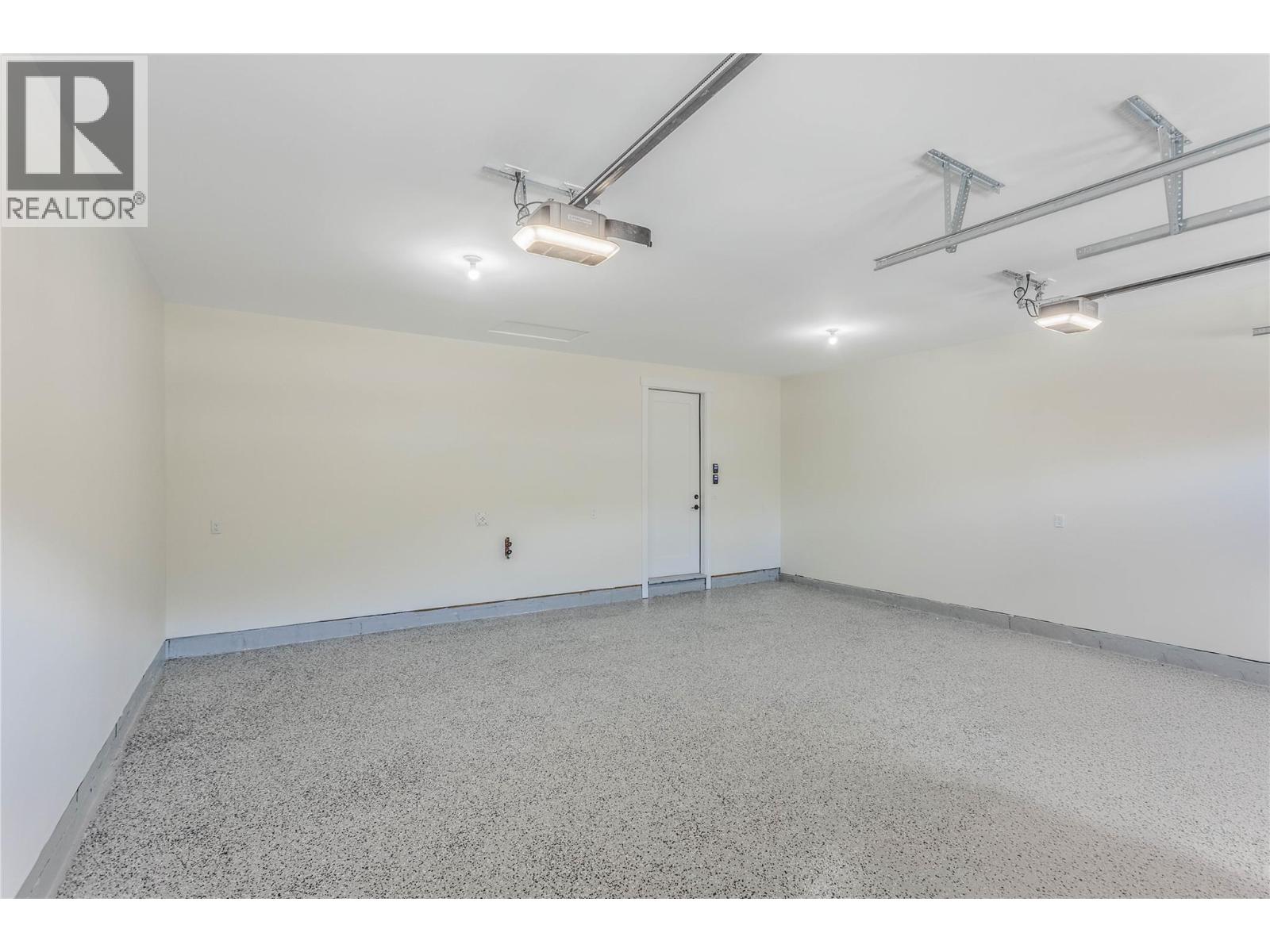 2150 Montenegro Drive, Kelowna, British Columbia  V1P 0B2 - Photo 41 - 10387111