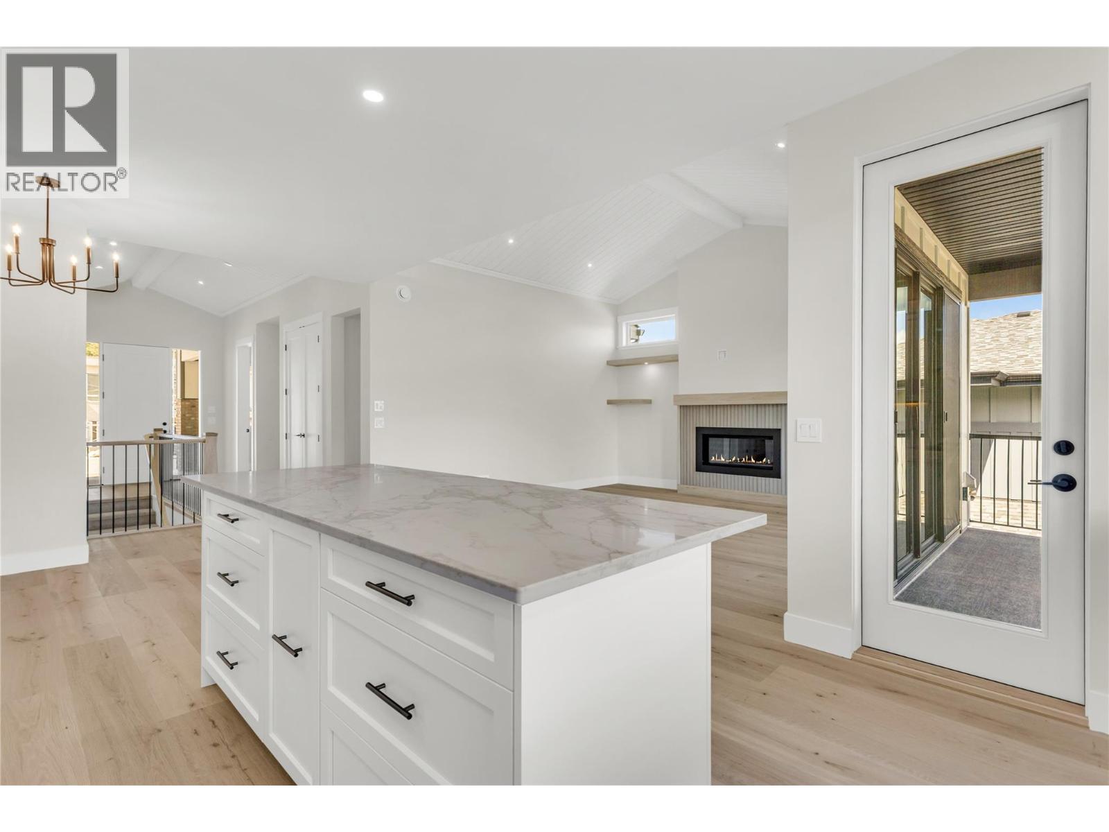 2150 Montenegro Drive, Kelowna, British Columbia  V1P 0B2 - Photo 58 - 10387111