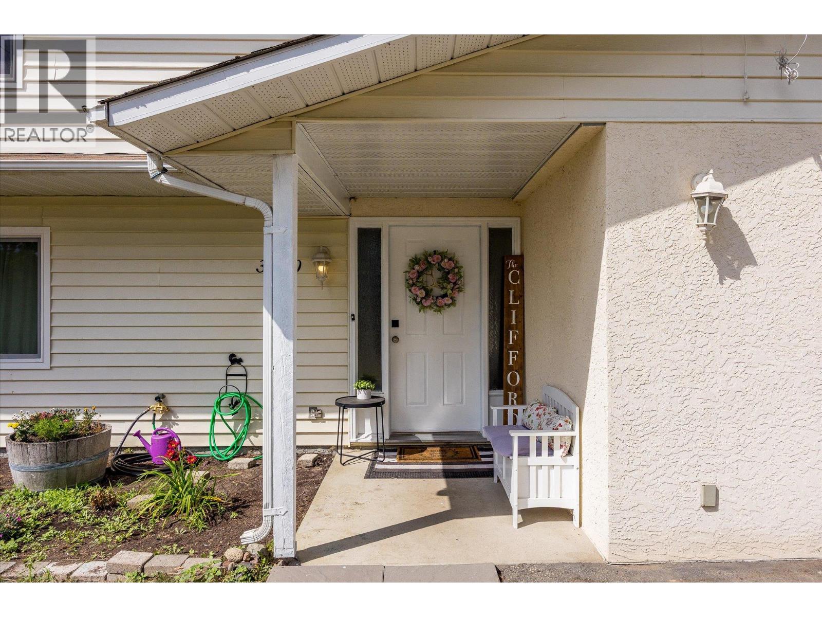 3530 Chives Place, West Kelowna, British Columbia  V4T 1H8 - Photo 3 - 10388647