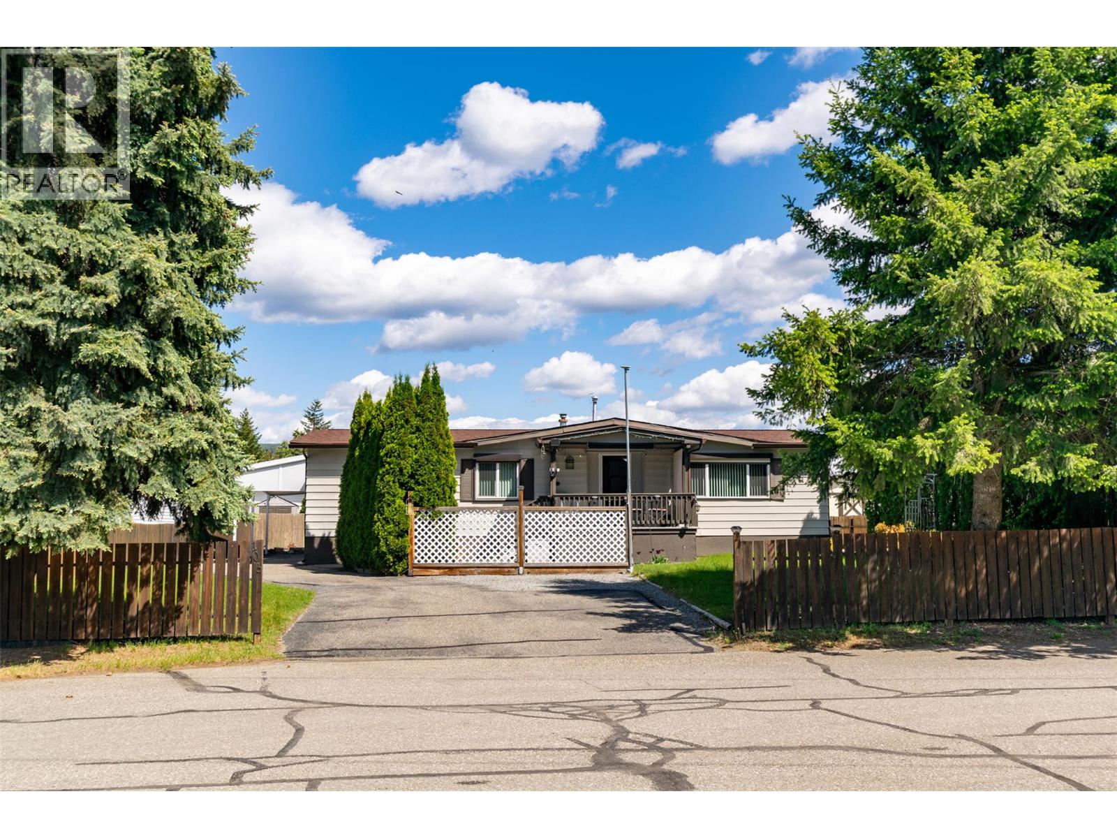 1361 30th Street SE Unit# 103, salmon arm, British Columbia