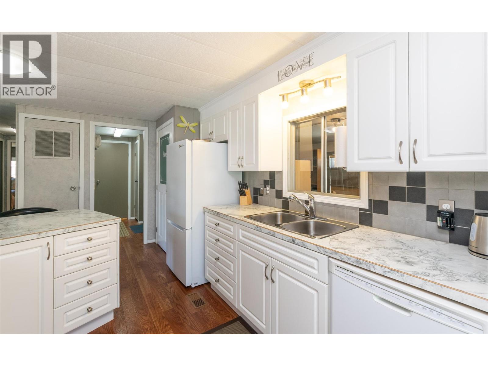 1361 30th Street Se Unit# 103, Salmon Arm, British Columbia  V1E 2N4 - Photo 10 - 10387761