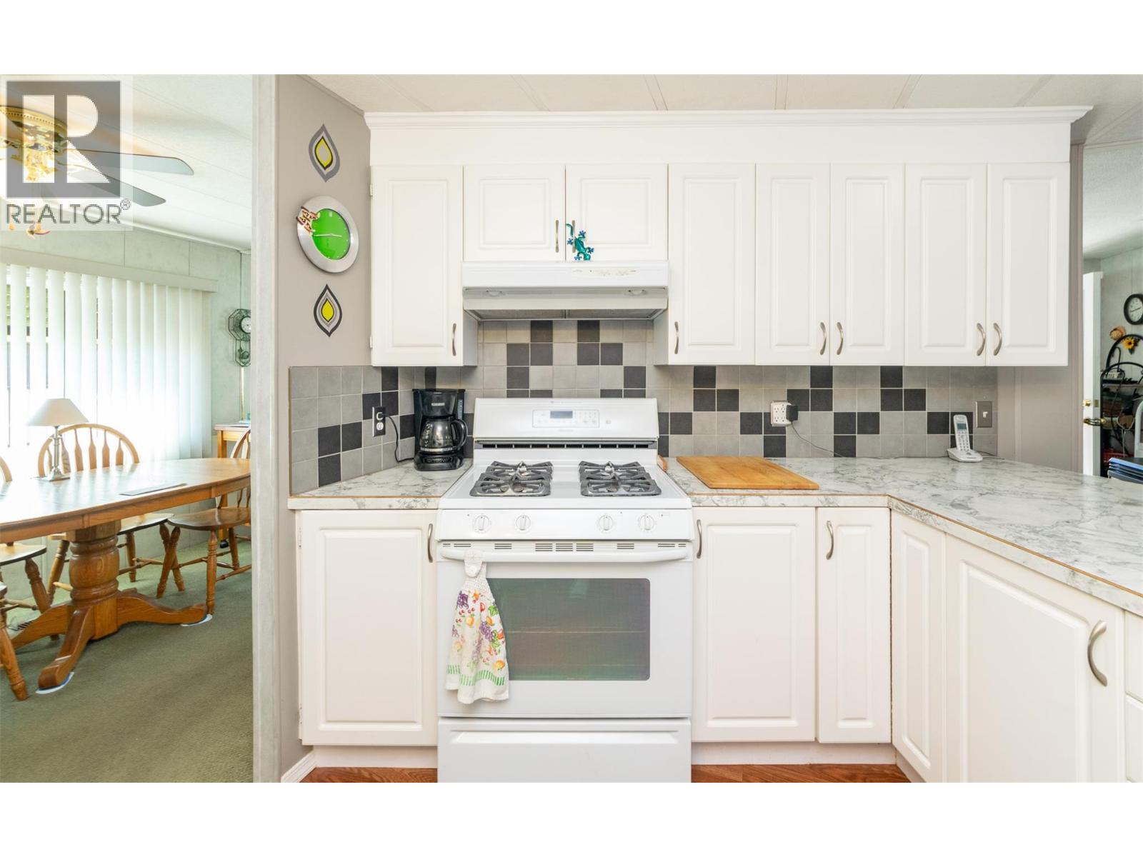 1361 30th Street Se Unit# 103, Salmon Arm, British Columbia  V1E 2N4 - Photo 11 - 10387761