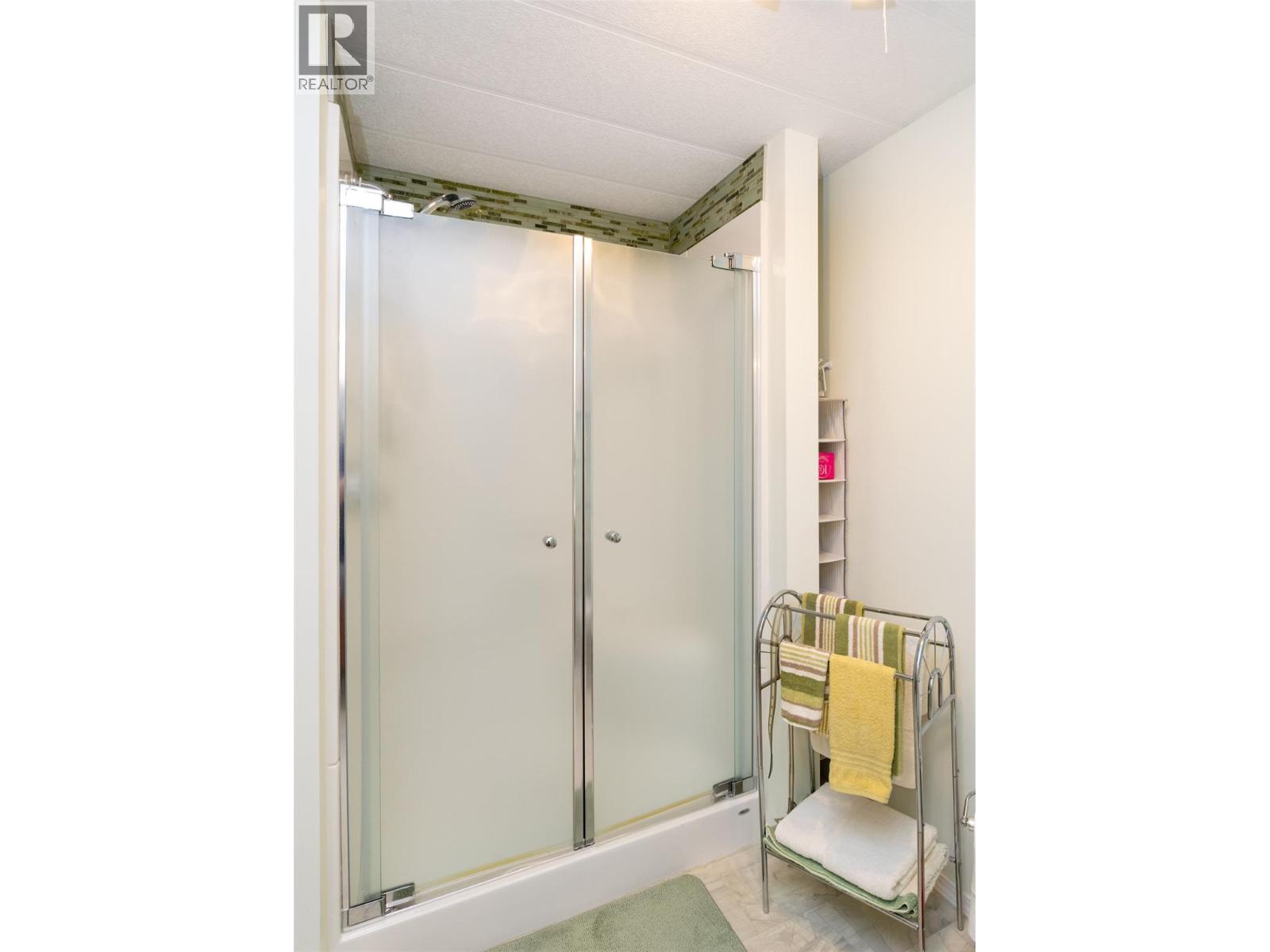 1361 30th Street Se Unit# 103, Salmon Arm, British Columbia  V1E 2N4 - Photo 17 - 10387761