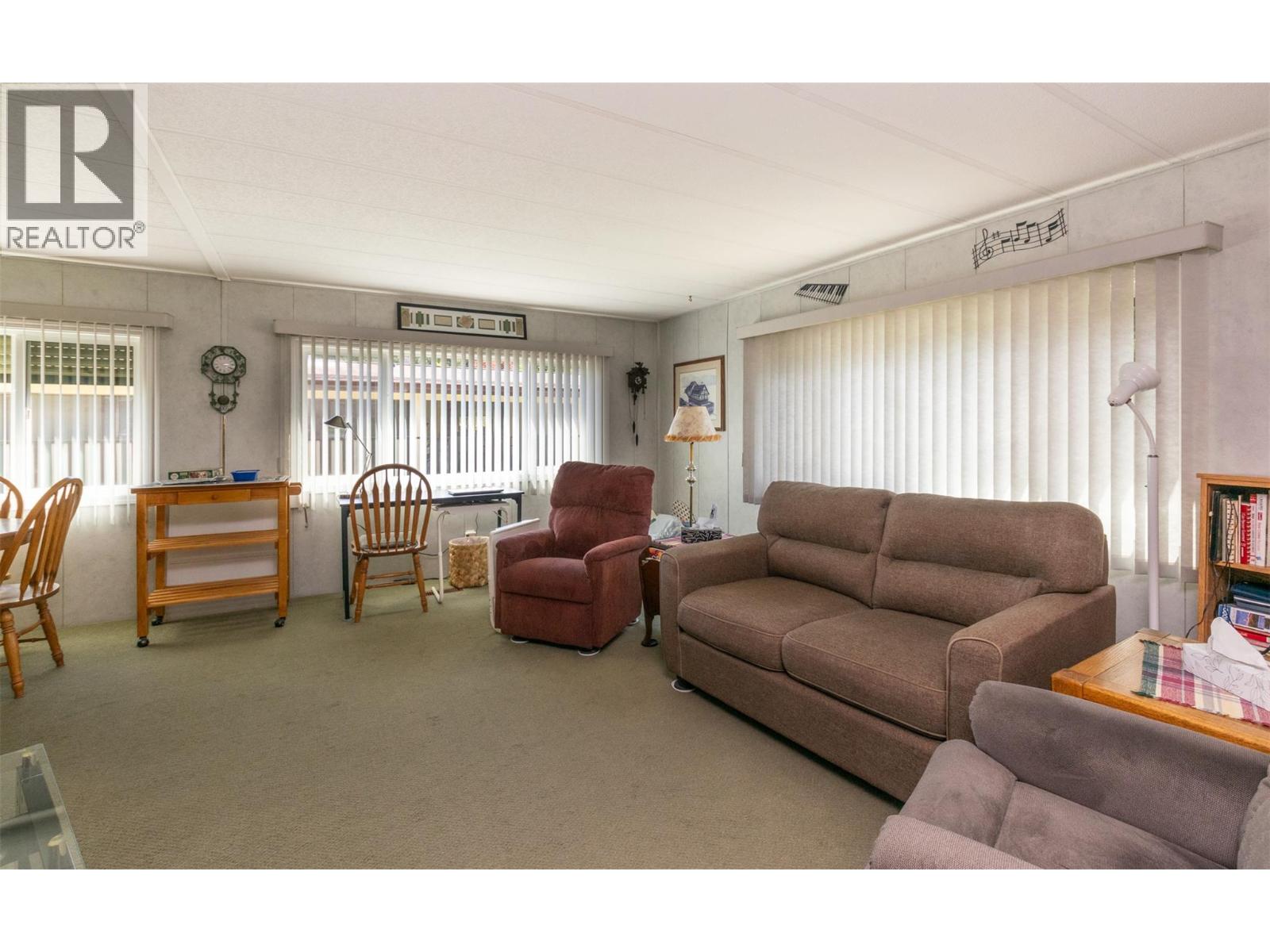 1361 30th Street Se Unit# 103, Salmon Arm, British Columbia  V1E 2N4 - Photo 3 - 10387761