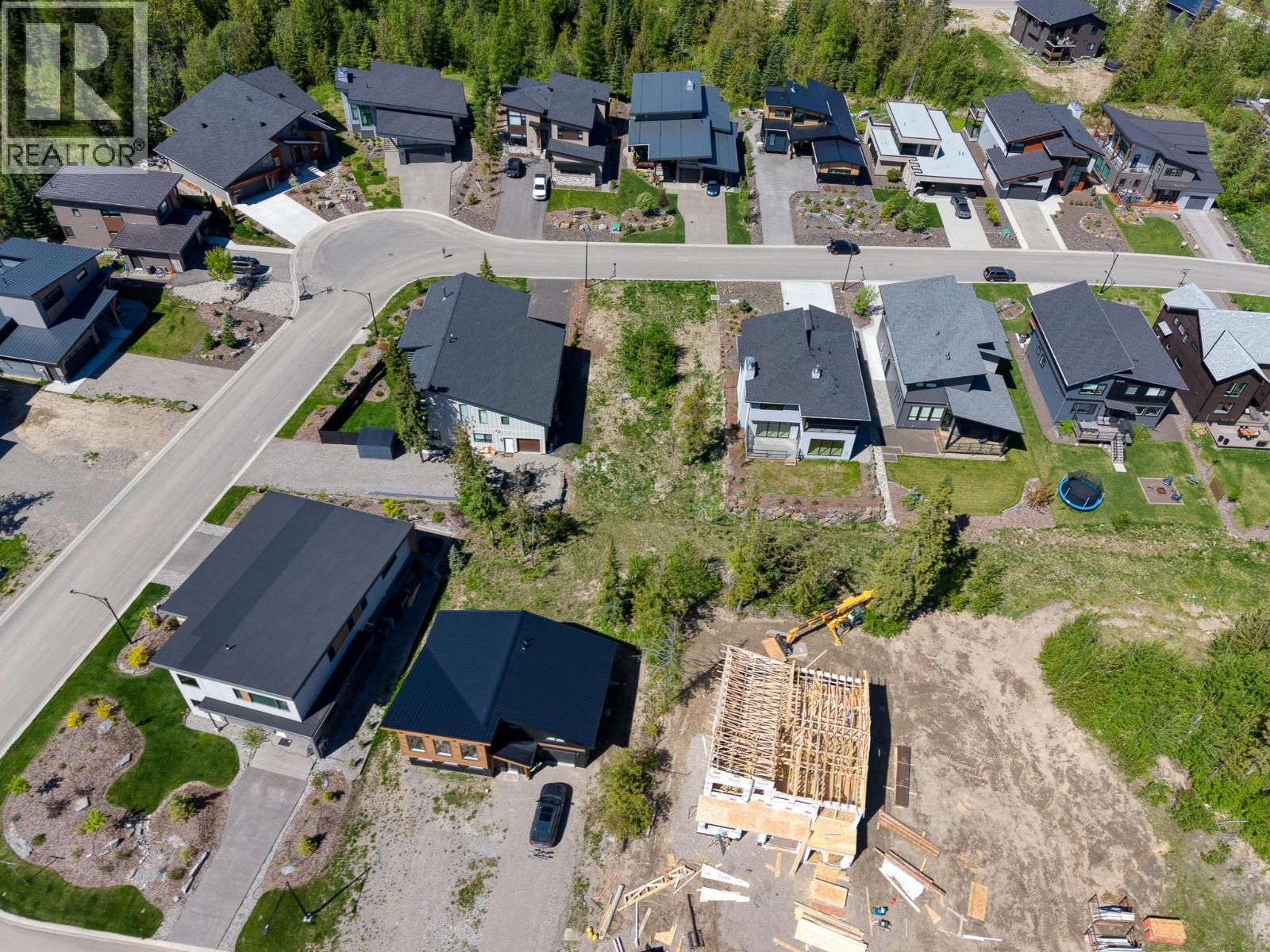 6 Mammoth Drive, Fernie, British Columbia  V0B 1M6 - Photo 8 - 10388919