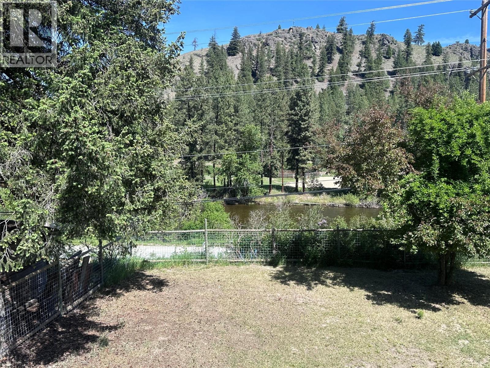 3966 HWY 3 Highway, rock creek, British Columbia