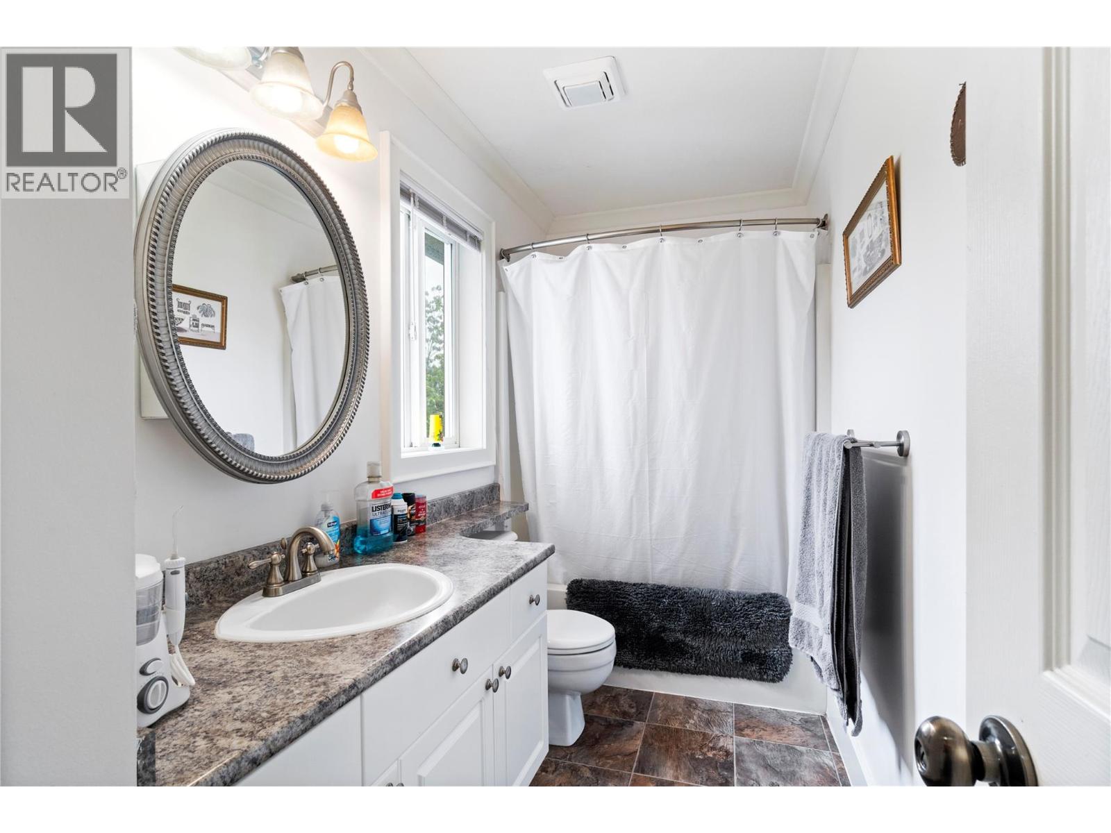 2951 11 Avenue Ne Unit# 1, Salmon Arm, British Columbia  V1E 1V8 - Photo 27 - 10388234