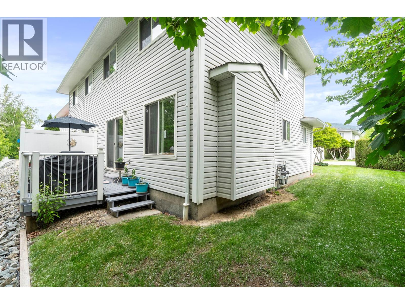 2951 11 Avenue Ne Unit# 1, Salmon Arm, British Columbia  V1E 1V8 - Photo 3 - 10388234