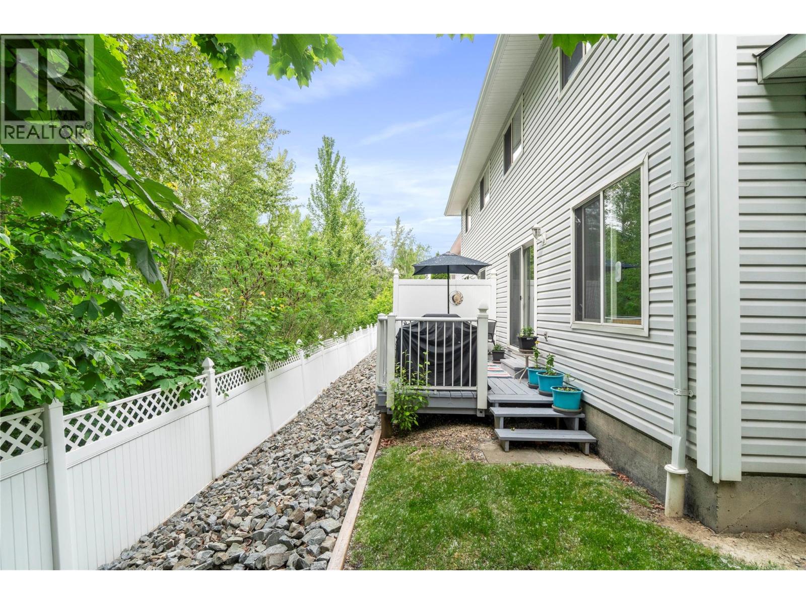 2951 11 Avenue Ne Unit# 1, Salmon Arm, British Columbia  V1E 1V8 - Photo 33 - 10388234