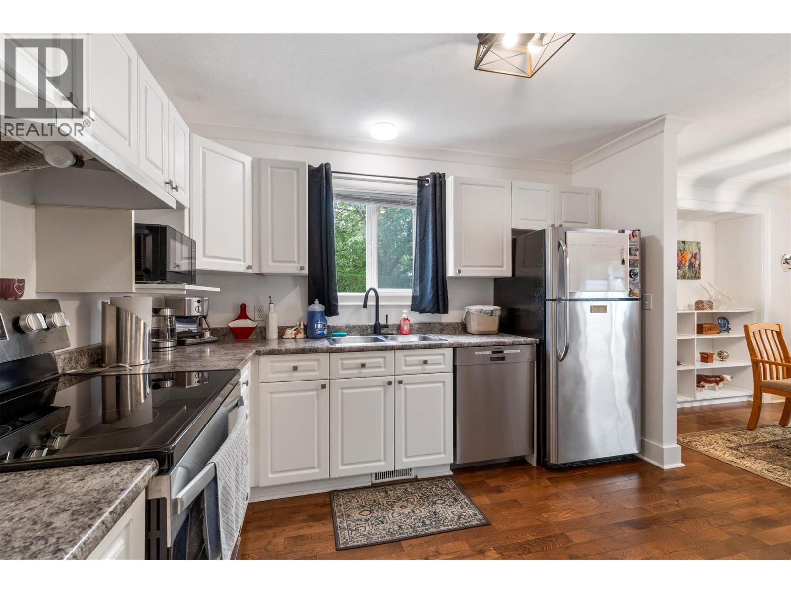 2951 11 Avenue Ne Unit# 1, Salmon Arm, British Columbia  V1E 1V8 - Photo 9 - 10388234