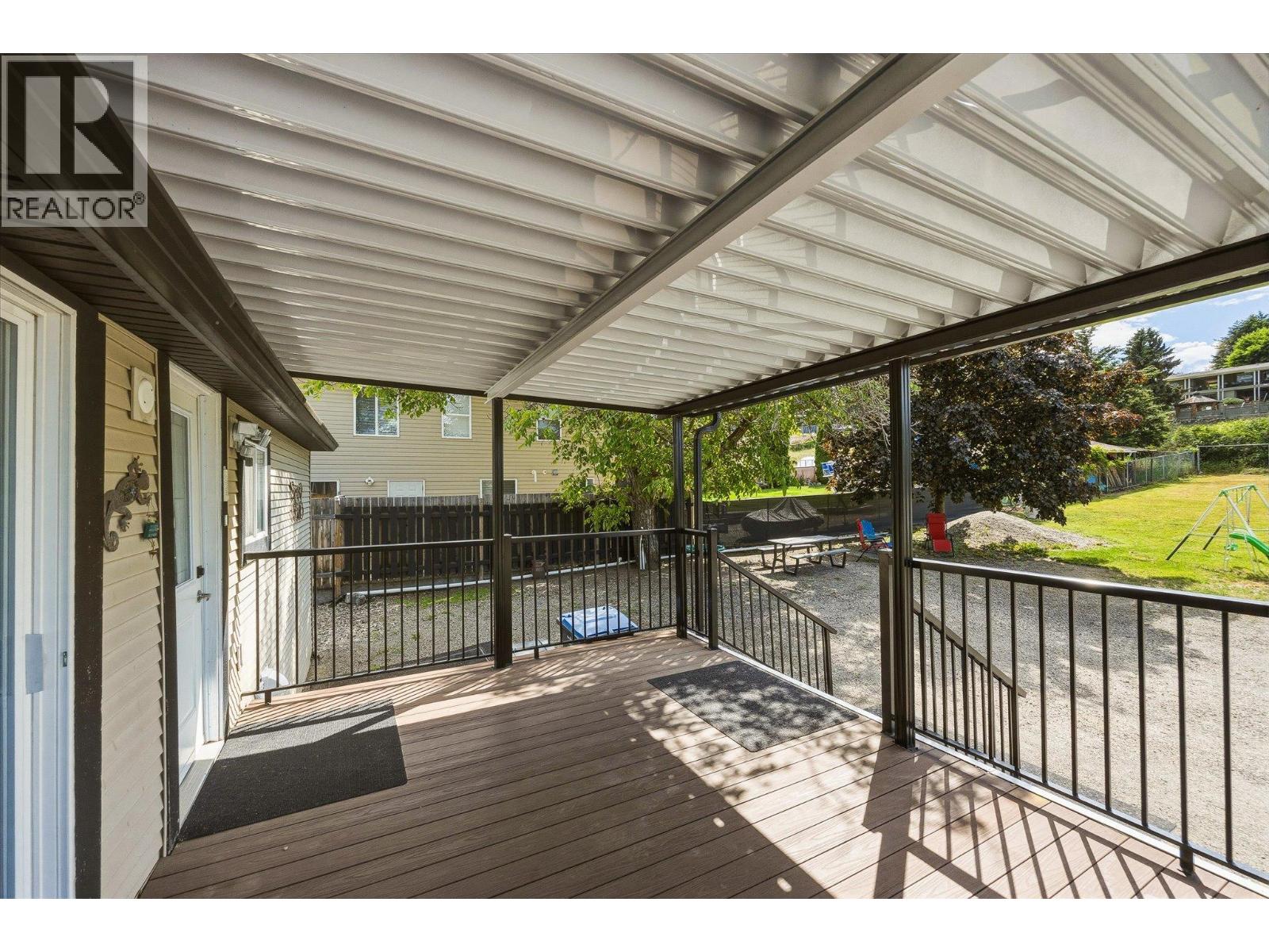 11592 Okanagan Centre Road E, Lake Country, British Columbia  V4V 1G4 - Photo 12 - 10388826