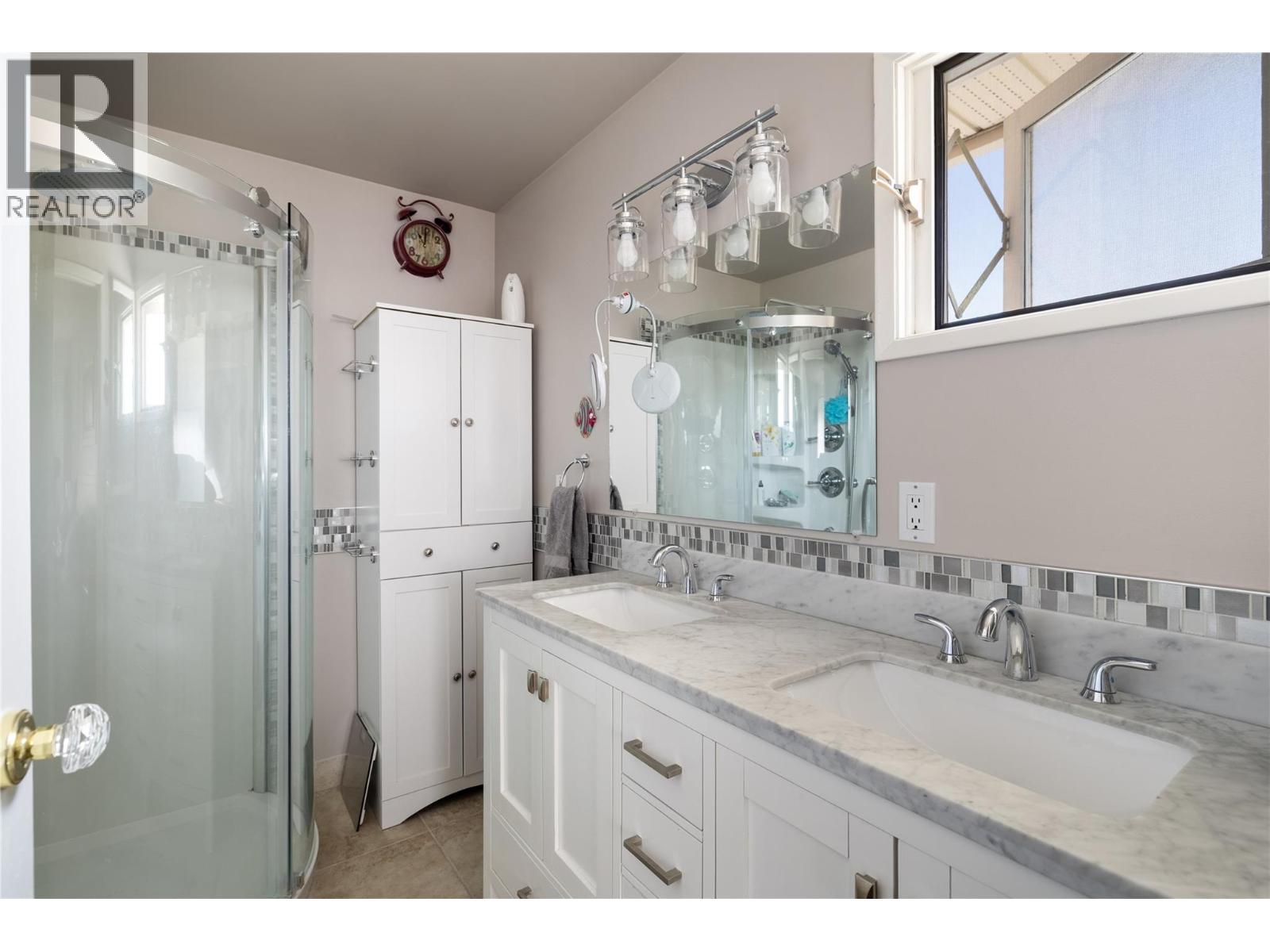 3944 Cascade Drive, Vernon, British Columbia  V1T 9E7 - Photo 15 - 10388481