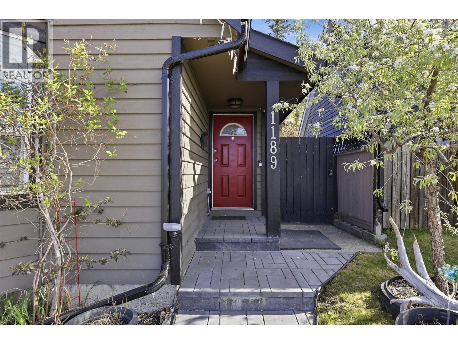 1189 Howe Road, Kamloops, British Columbia  V1S 1M4 - Photo 2 - 10388959
