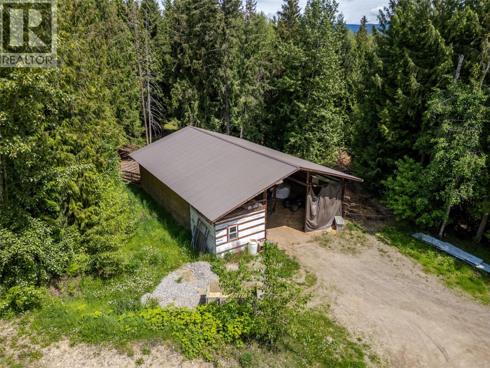 63 Libich Road, Salmon Arm, British Columbia  V1E 2Y1 - Photo 11 - 10388770