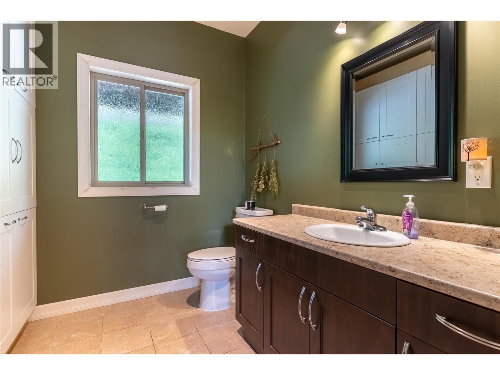 63 Libich Road, Salmon Arm, British Columbia  V1E 2Y1 - Photo 34 - 10388770