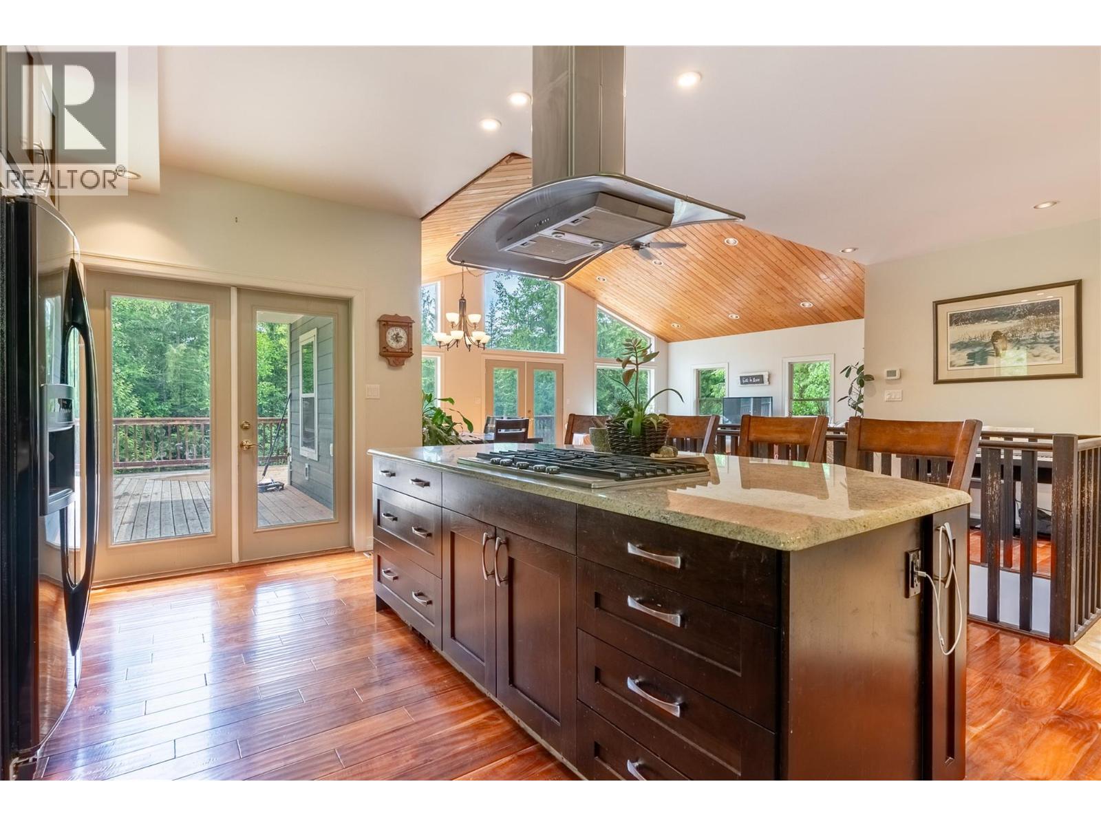 63 Libich Road, Salmon Arm, British Columbia  V1E 2Y1 - Photo 38 - 10388770