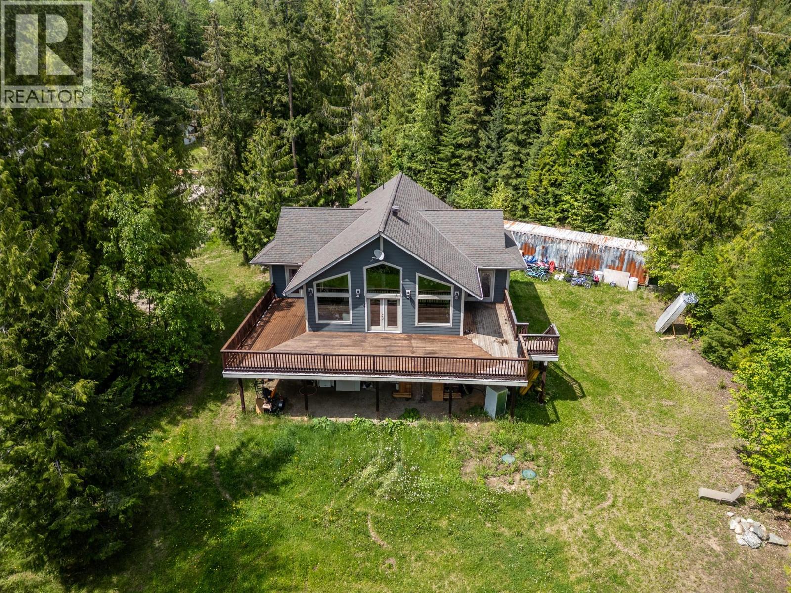 63 Libich Road, Salmon Arm, British Columbia  V1E 2Y1 - Photo 4 - 10388770