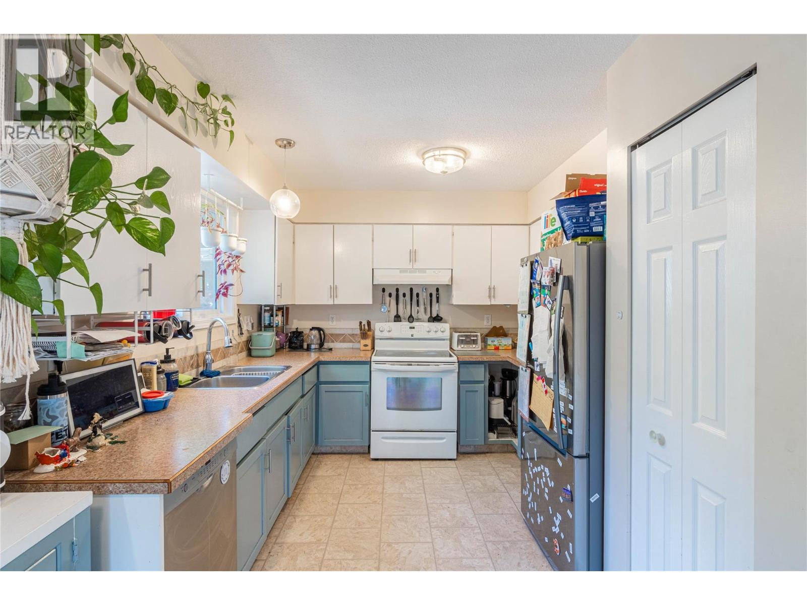 968 Sicamore Drive, Kamloops, British Columbia  V2B 6S2 - Photo 10 - 10388618