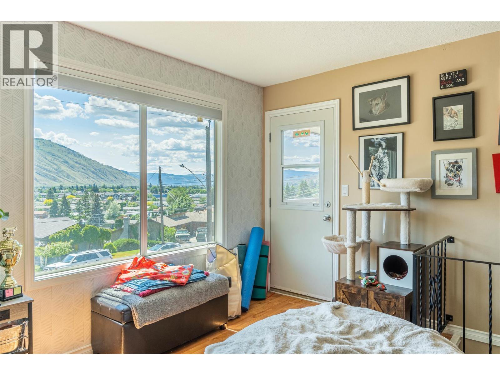 968 Sicamore Drive, Kamloops, British Columbia  V2B 6S2 - Photo 4 - 10388618
