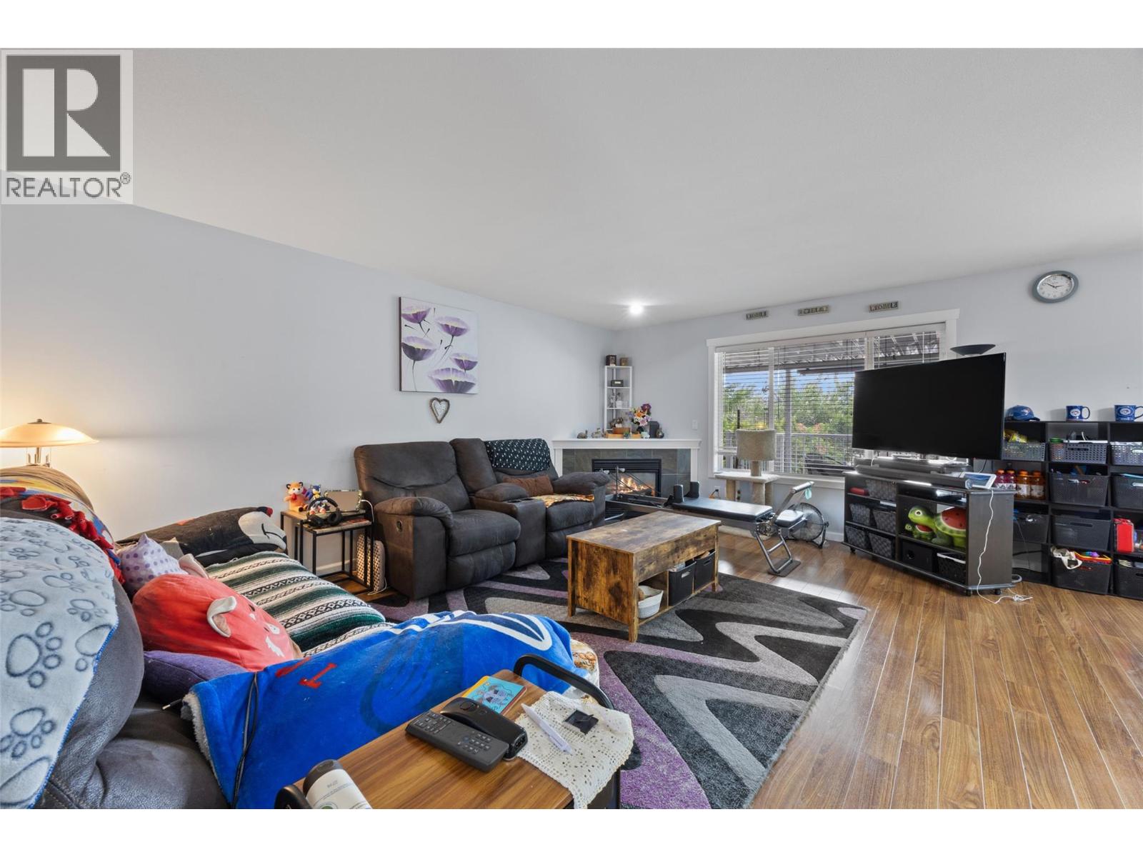 840 Nicolani Drive, Kamloops, British Columbia  V2B 5B3 - Photo 4 - 10388937