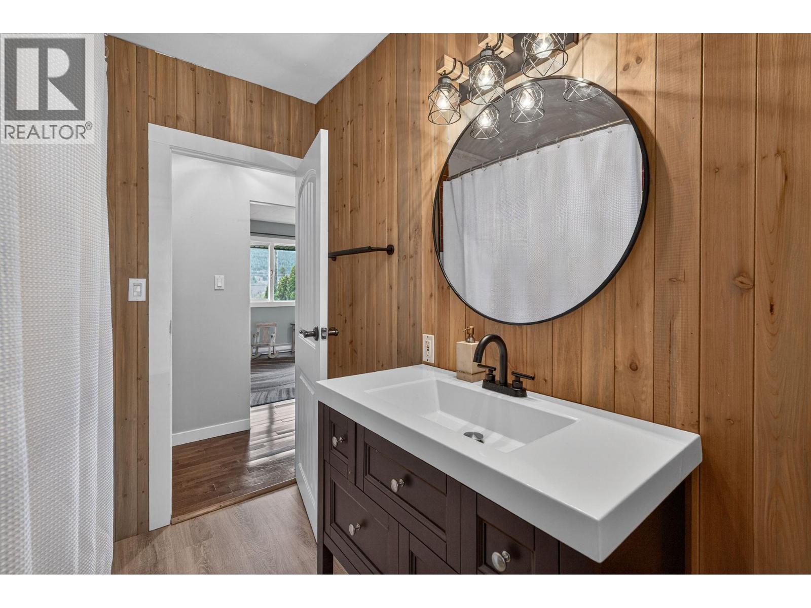9803 Venables Drive, Coldstream, British Columbia  V1B 2K1 - Photo 28 - 10388796