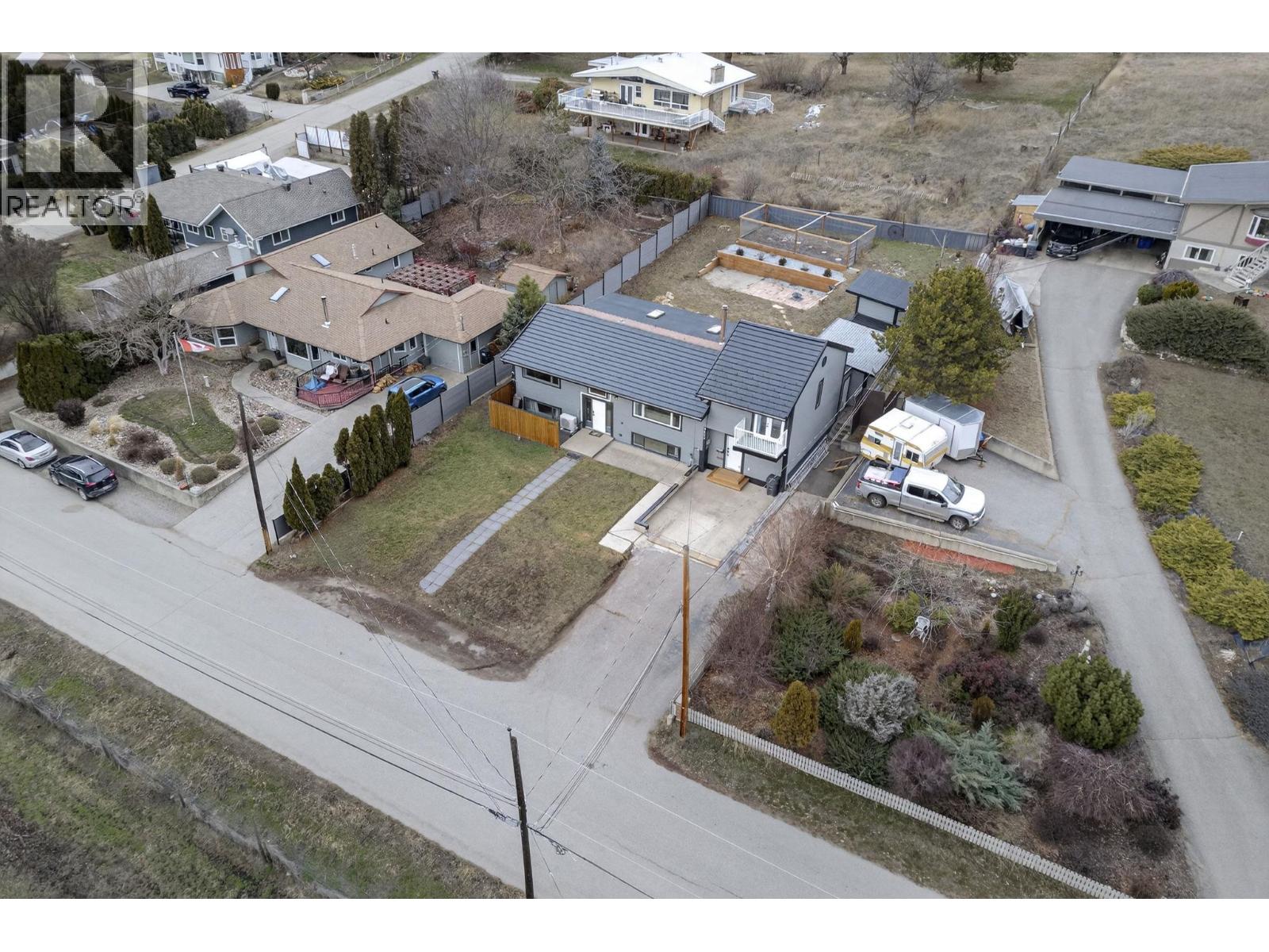 9803 Venables Drive, Coldstream, British Columbia  V1B 2K1 - Photo 4 - 10388796