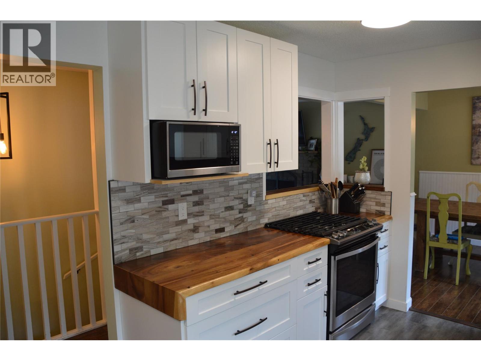 1975 Wentworth Place, Kamloops, British Columbia  V2E 2B3 - Photo 23 - 10388925