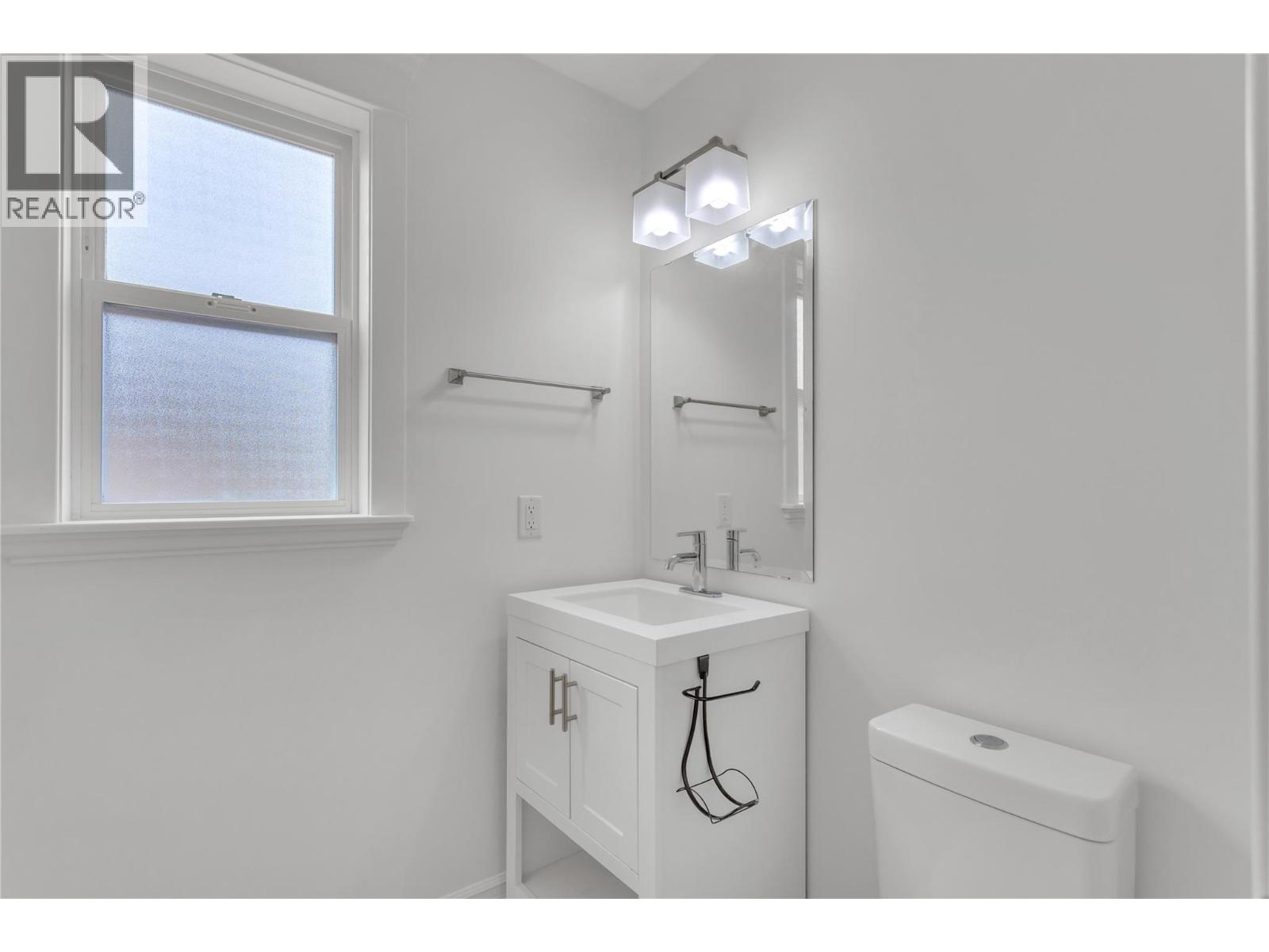 4049 Lakeshore Road Unit# 104, Kelowna, British Columbia  V1W 1V7 - Photo 11 - 10388772